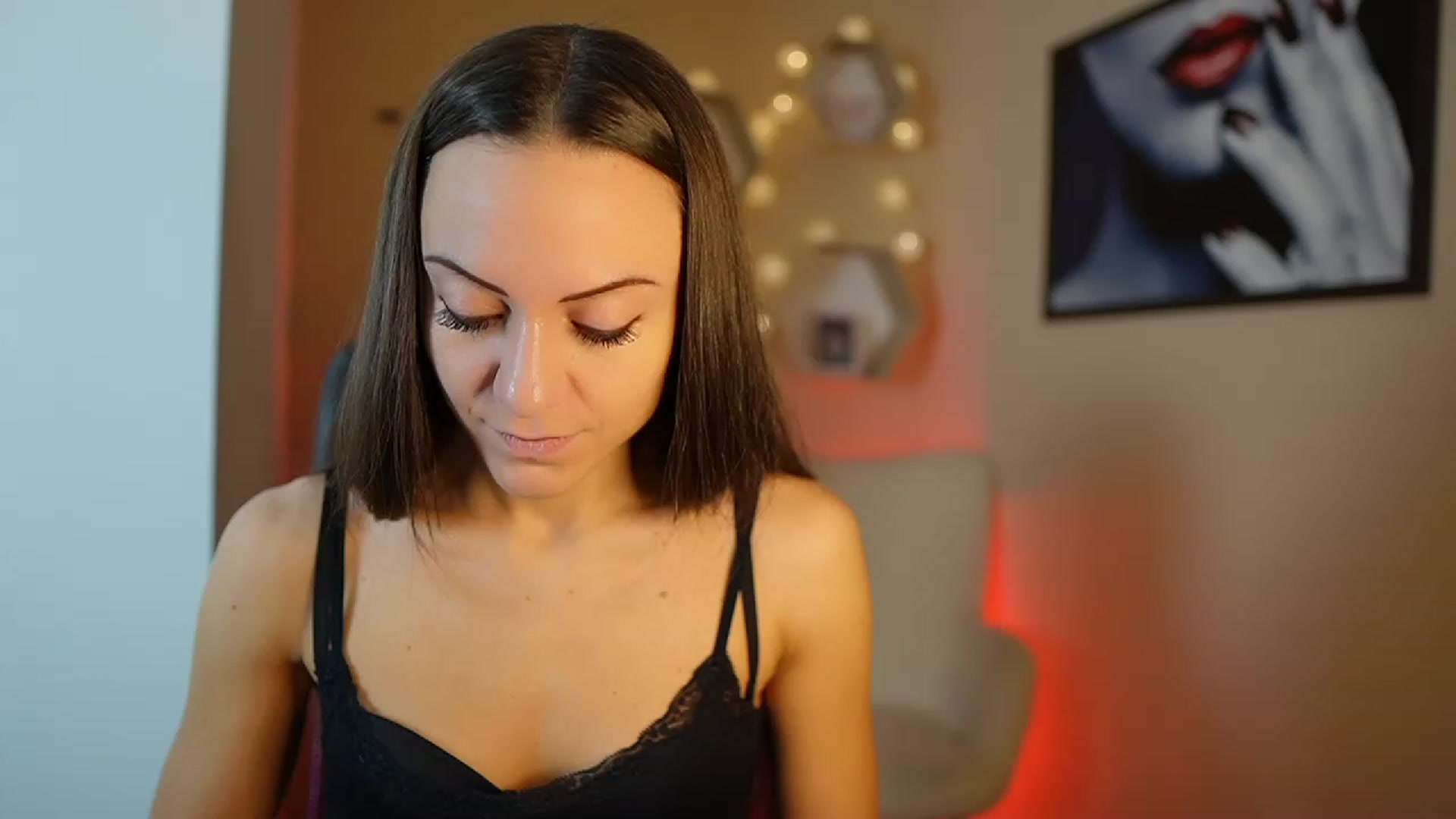 Gallery image thumbnail from Veronica_More's myfreecams stream on, 01/04/2024, 10:12 image 7 of 20