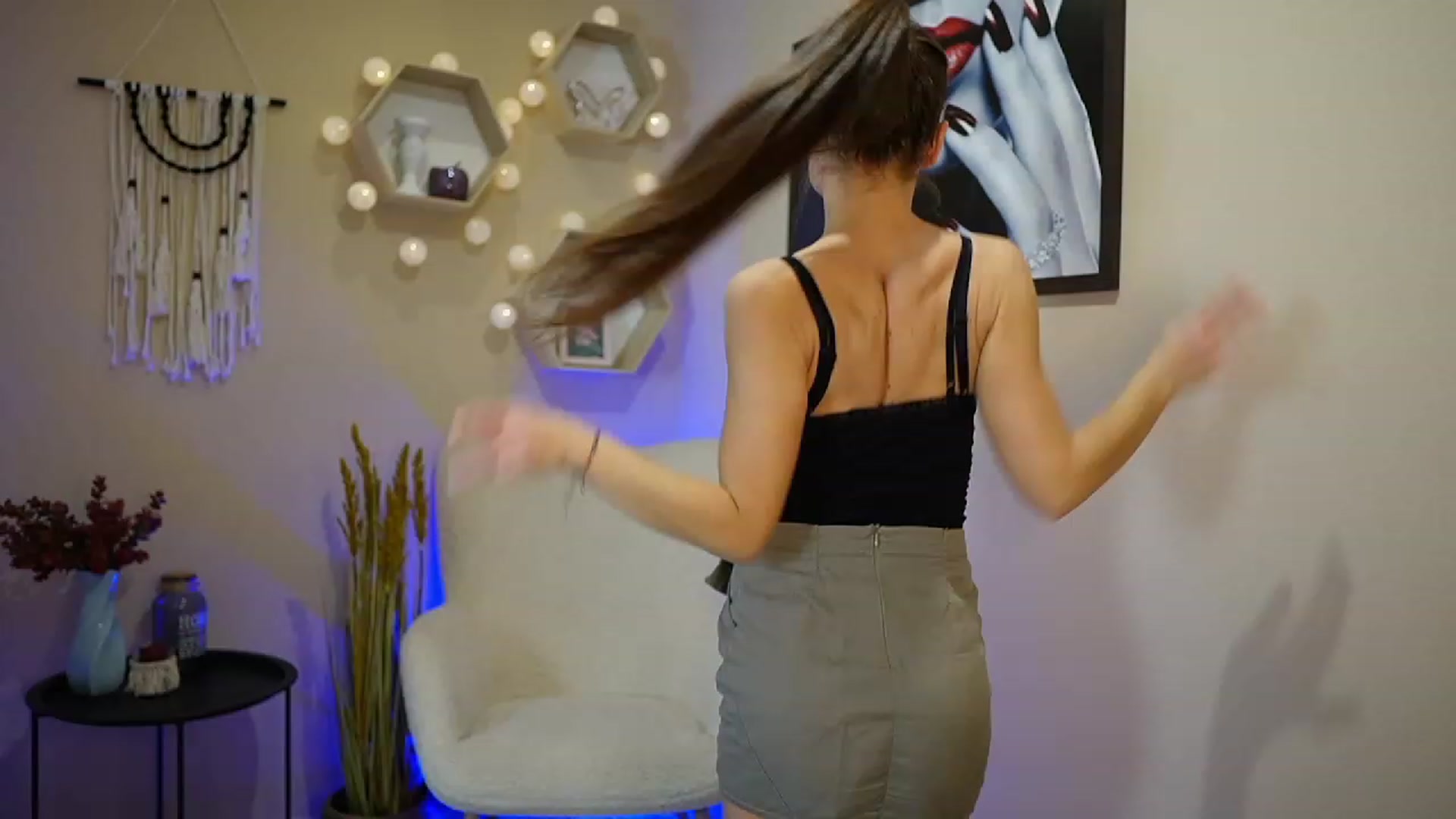 Gallery image thumbnail from Veronica_More's myfreecams stream on, 01/05/2024, 10:37 image 18 of 20