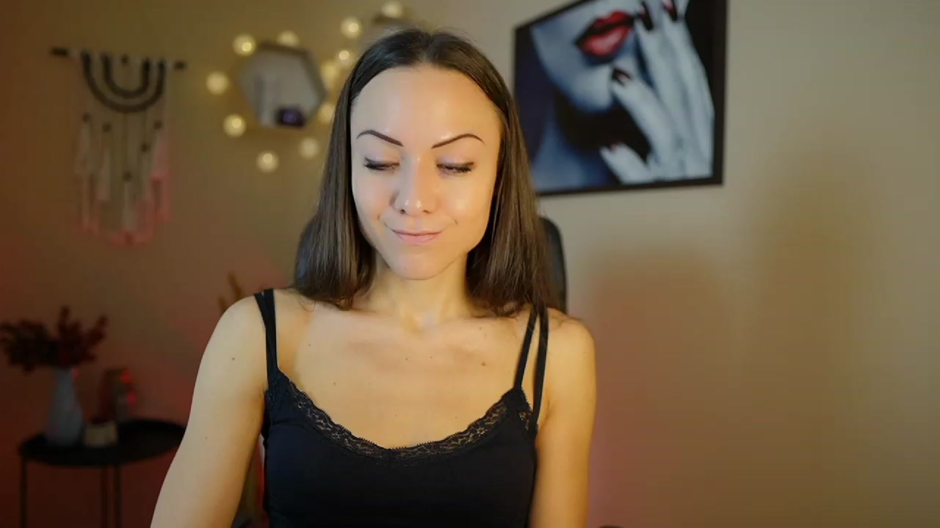 Gallery image thumbnail from Veronica_More's myfreecams stream on, 01/07/2024, 14:08 image 12 of 20