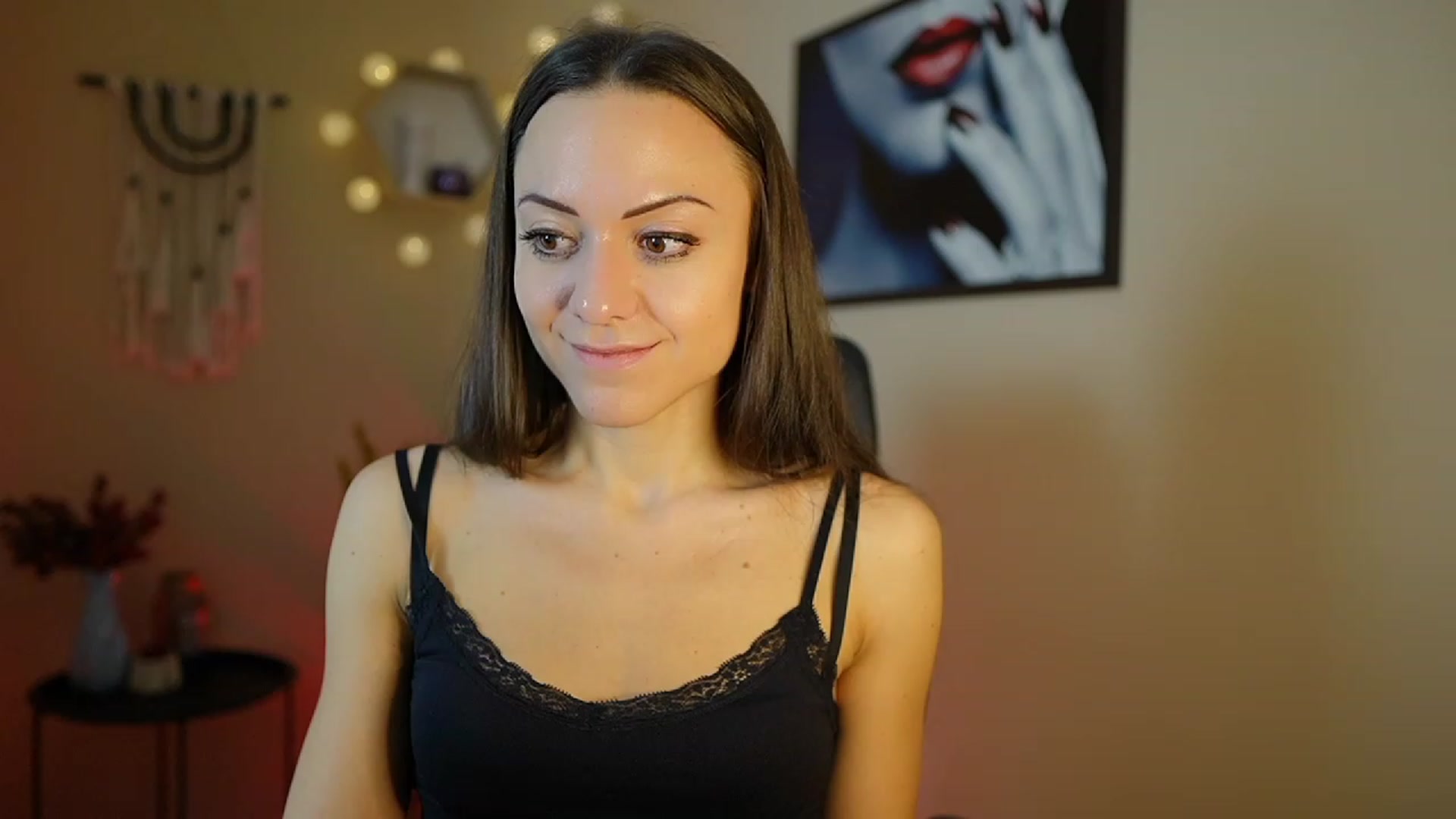 Gallery image thumbnail from Veronica_More's myfreecams stream on, 01/07/2024, 14:08 image 5 of 20