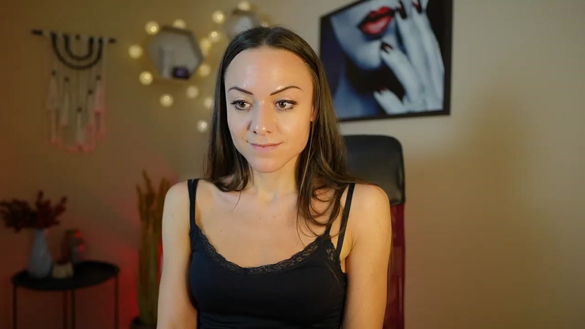 Gallery image thumbnail from Veronica_More's myfreecams stream on, 01/07/2024, 14:08 image 14 of 20