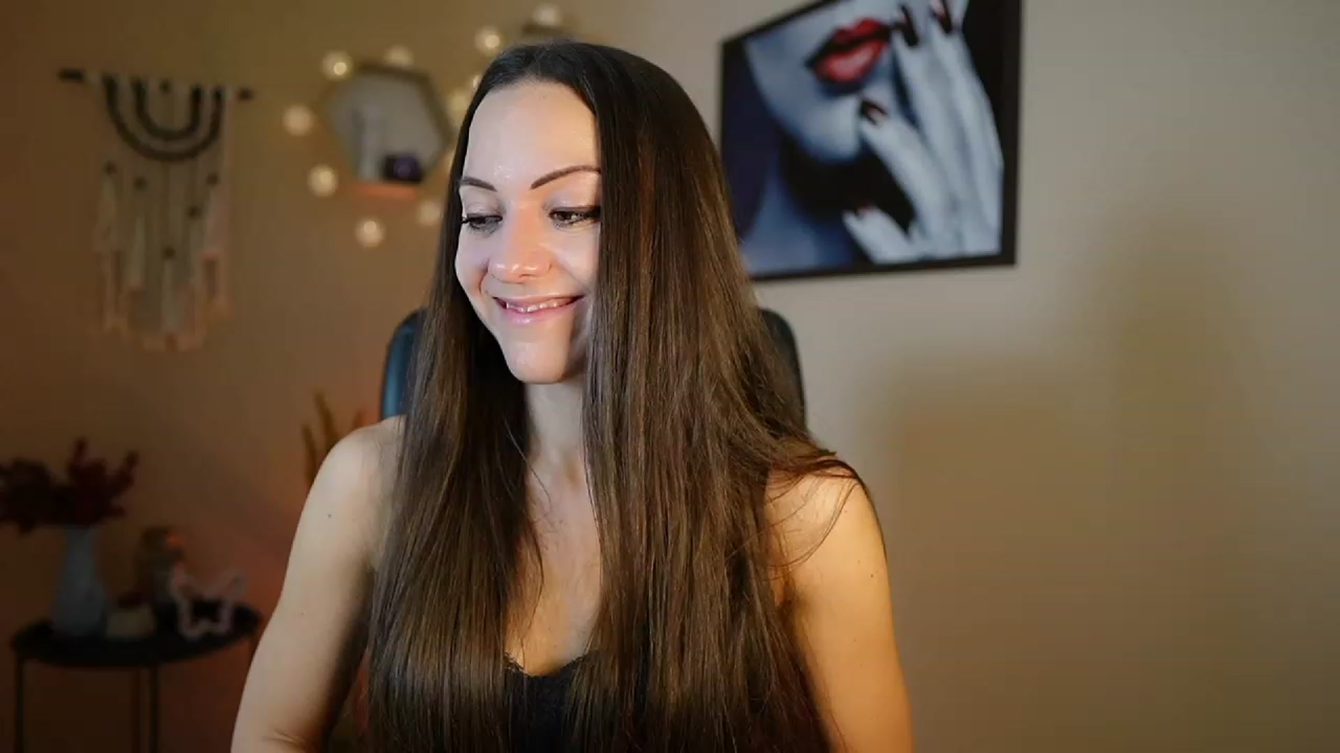 Gallery image thumbnail from Veronica_More's myfreecams stream on, 01/09/2024, 09:51 image 8 of 20