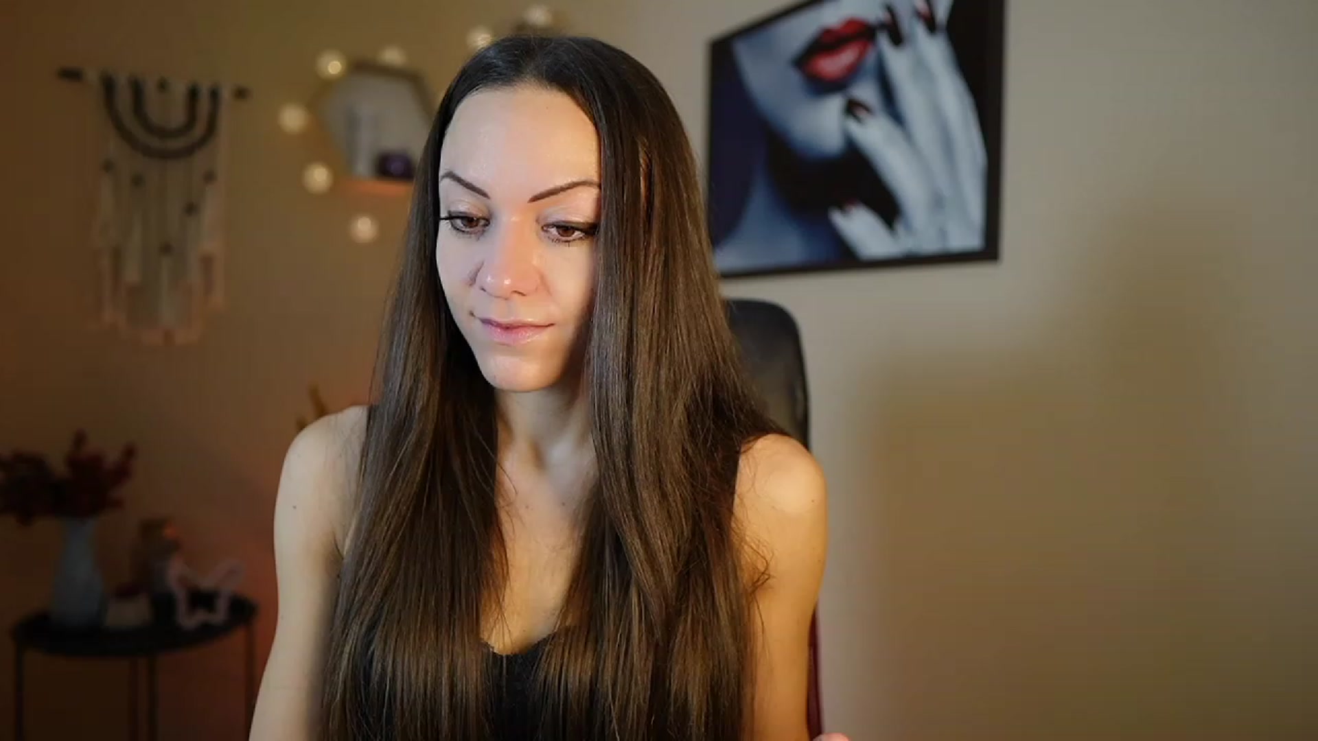 Gallery image thumbnail from Veronica_More's myfreecams stream on, 01/09/2024, 09:51 image 6 of 20
