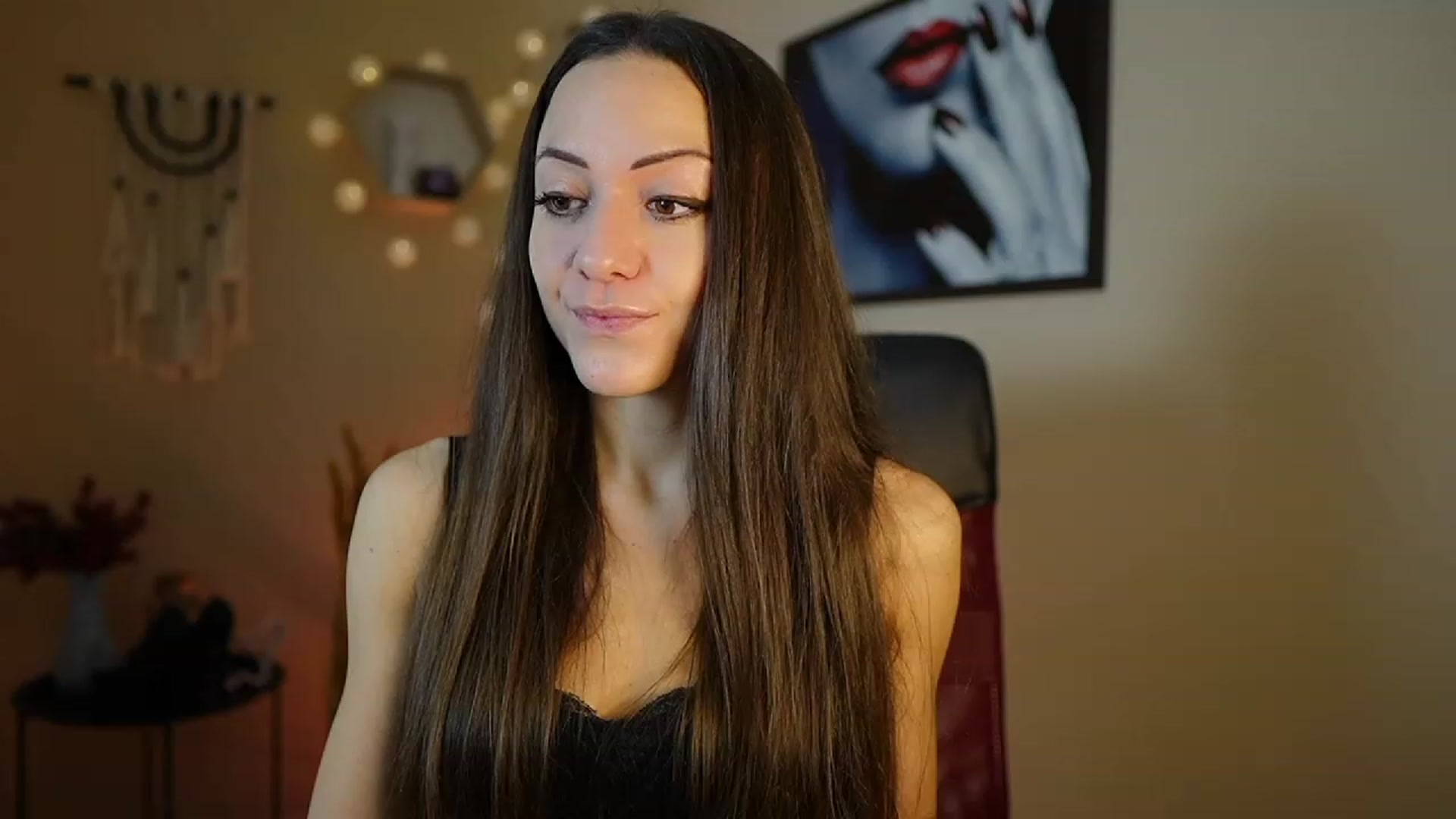 Gallery image thumbnail from Veronica_More's myfreecams stream on, 01/09/2024, 09:51 image 15 of 20