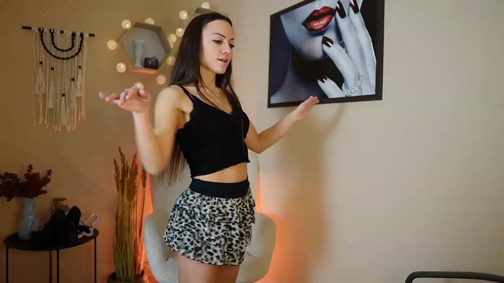 Gallery image thumbnail from Veronica_More's myfreecams stream on, 01/09/2024, 13:52 image 14 of 20