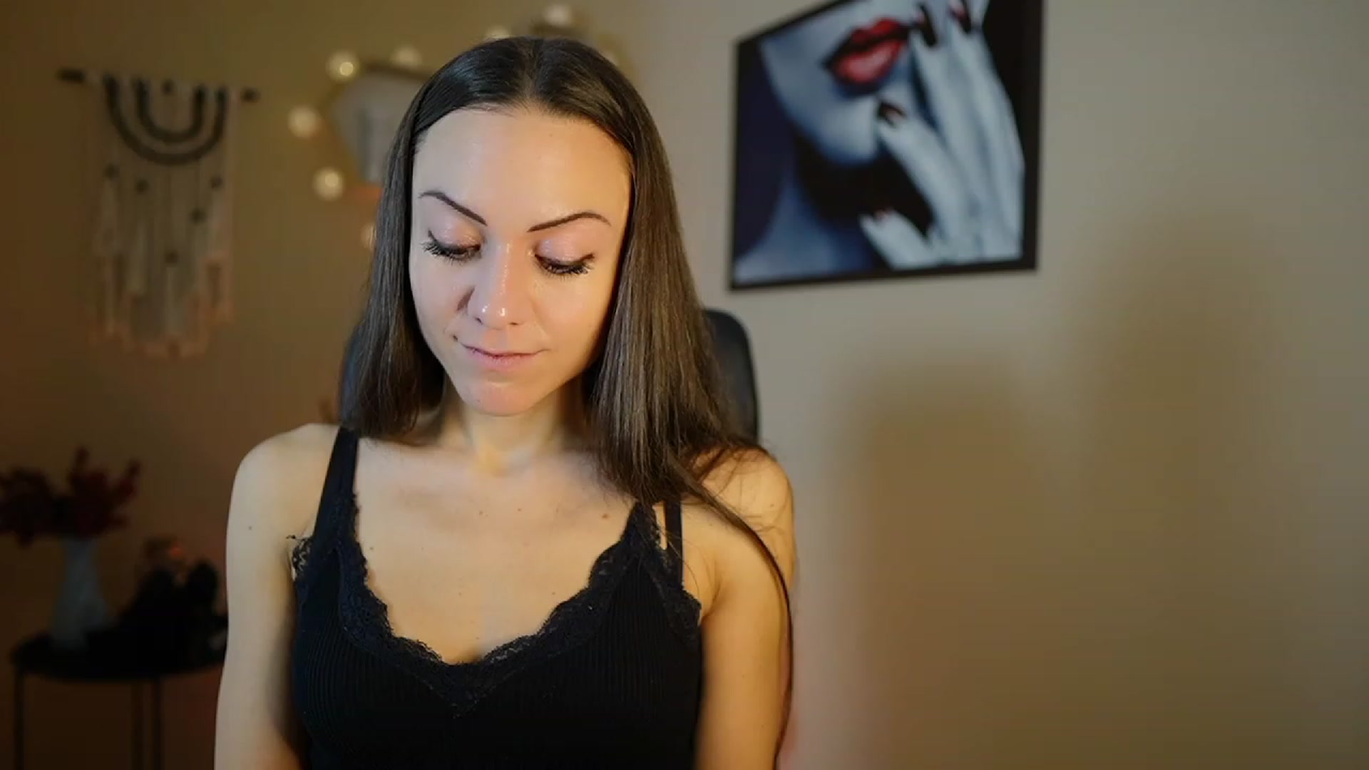 Gallery image thumbnail from Veronica_More's myfreecams stream on, 01/09/2024, 13:52 image 15 of 20