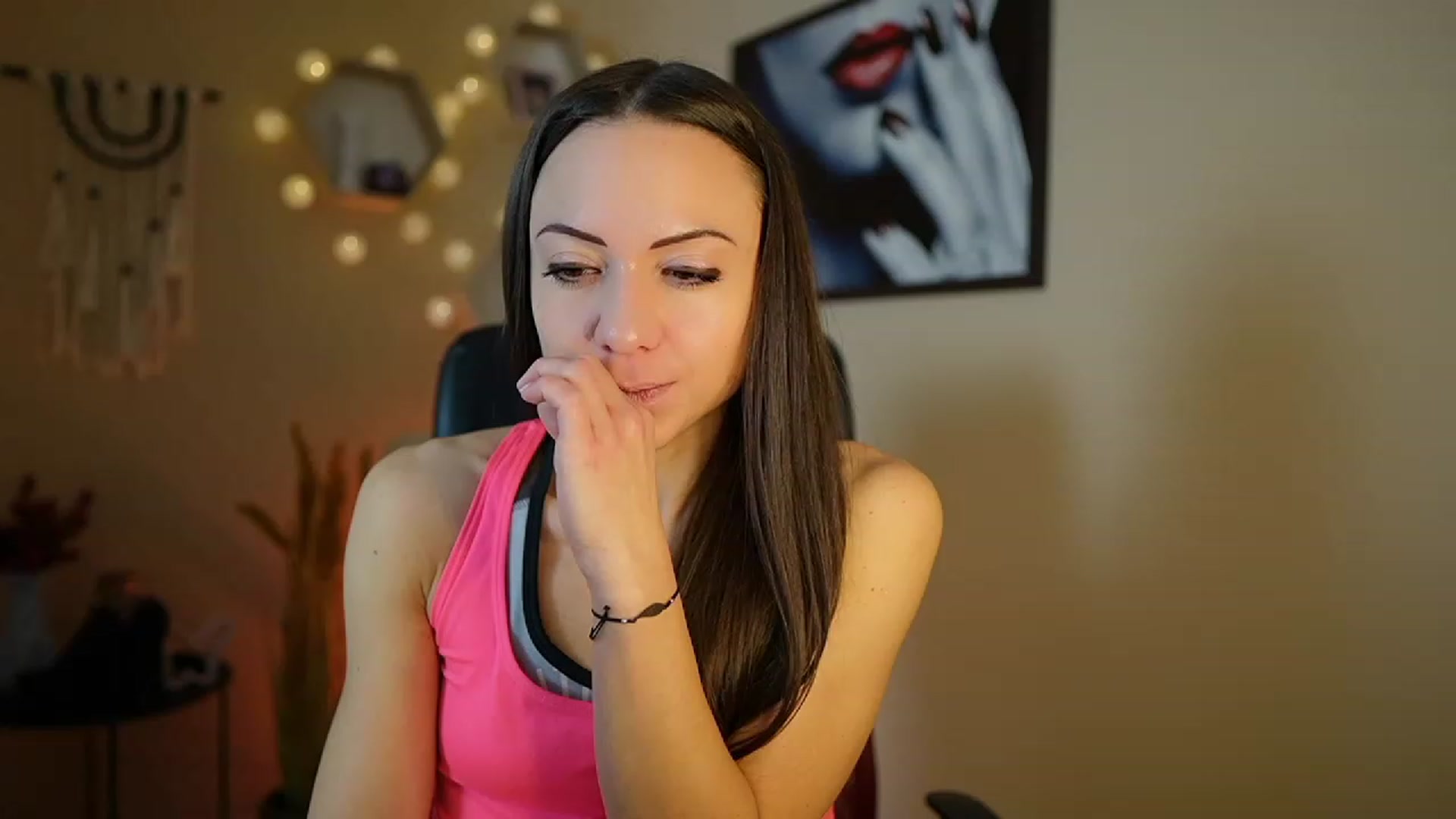 Gallery image thumbnail from Veronica_More's myfreecams stream on, 01/11/2024, 09:46 image 18 of 20