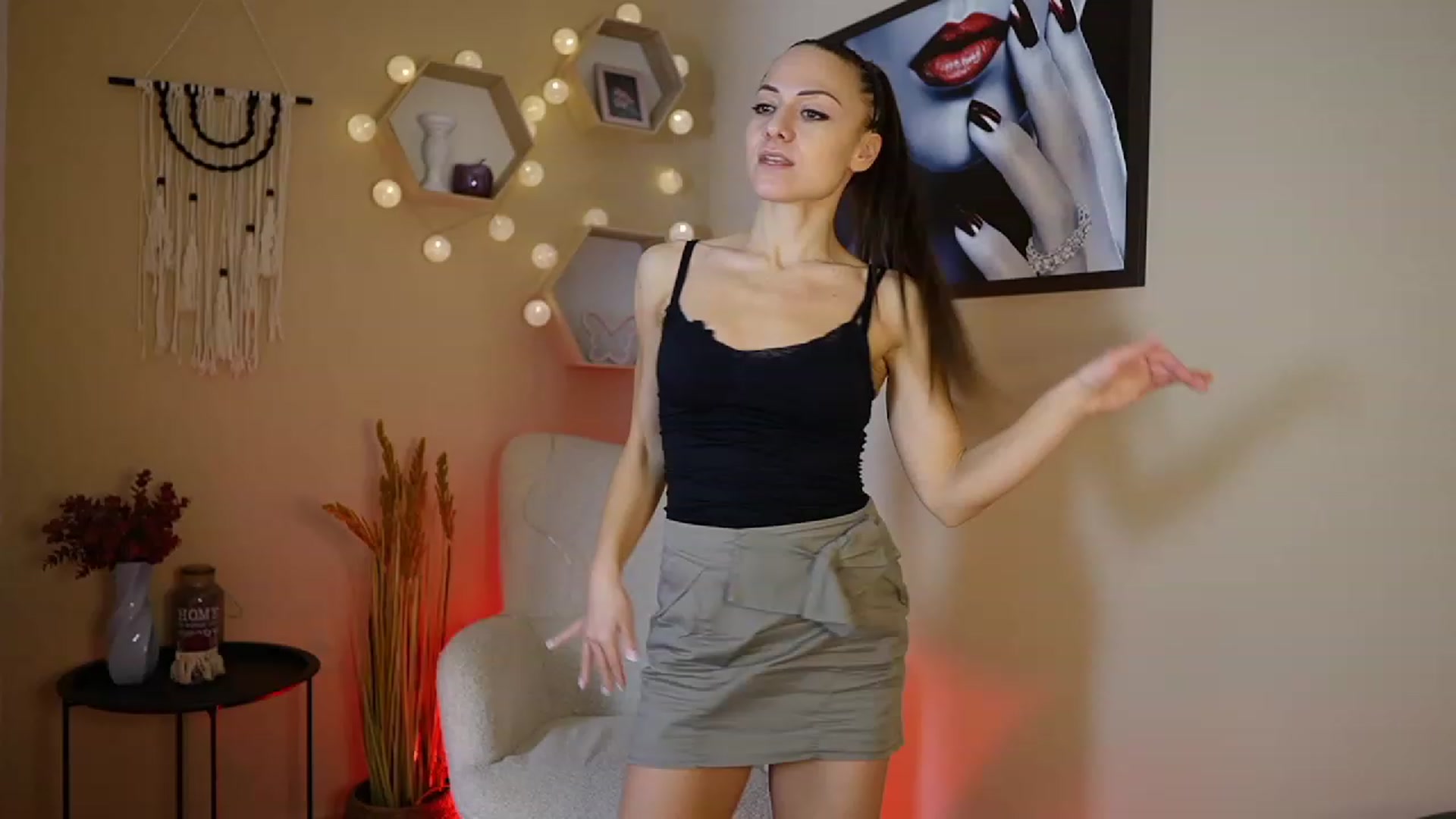Gallery image thumbnail from Veronica_More's myfreecams stream on, 01/25/2024, 12:03 image 4 of 20