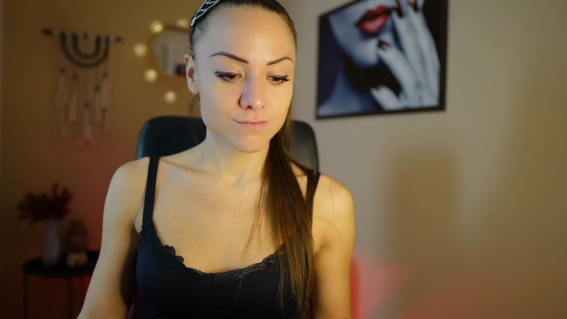 Gallery image thumbnail from Veronica_More's myfreecams stream on, 01/25/2024, 12:03 image 9 of 20