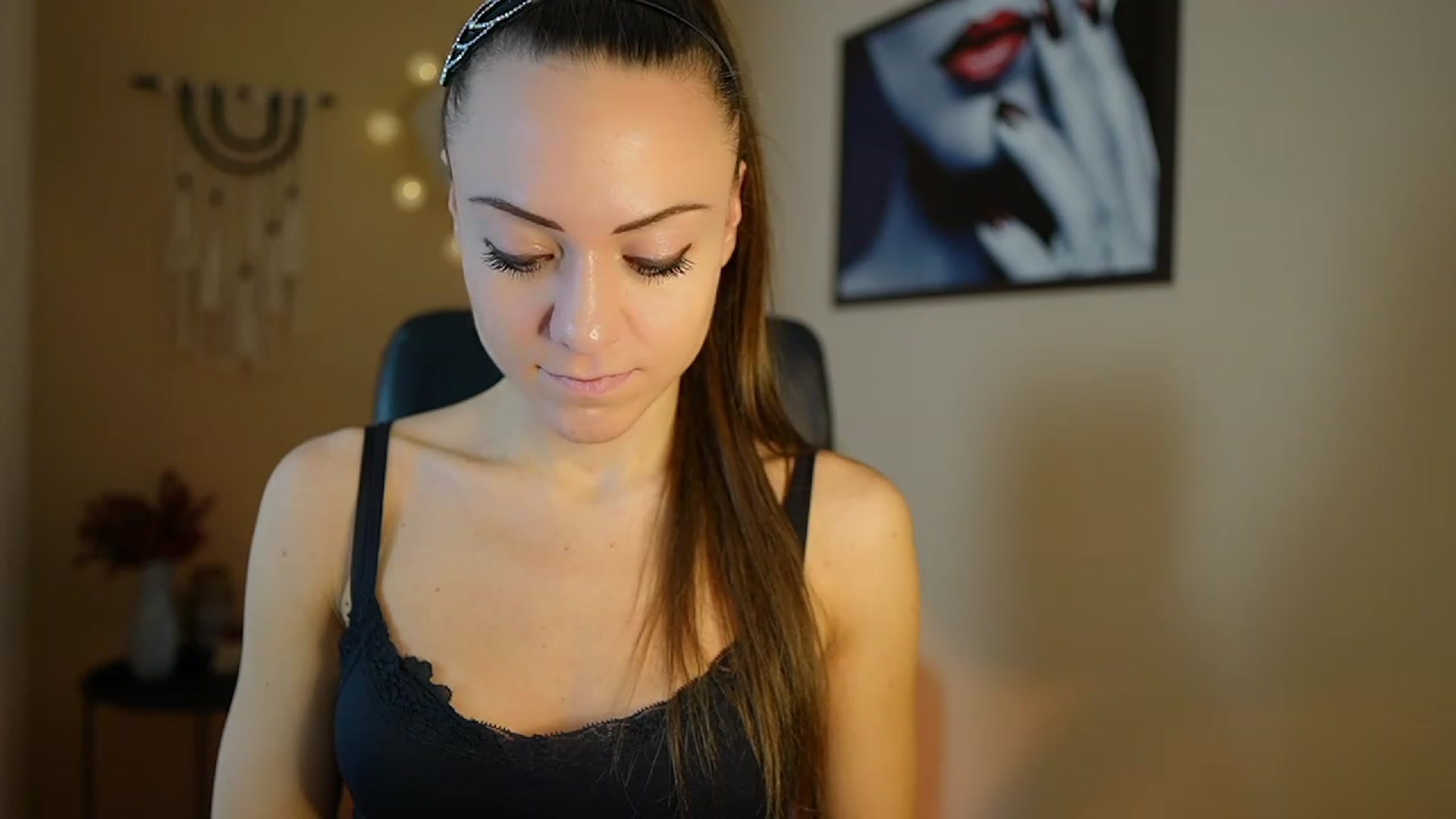 Gallery image thumbnail from Veronica_More's myfreecams stream on, 01/31/2024, 11:03 image 12 of 20