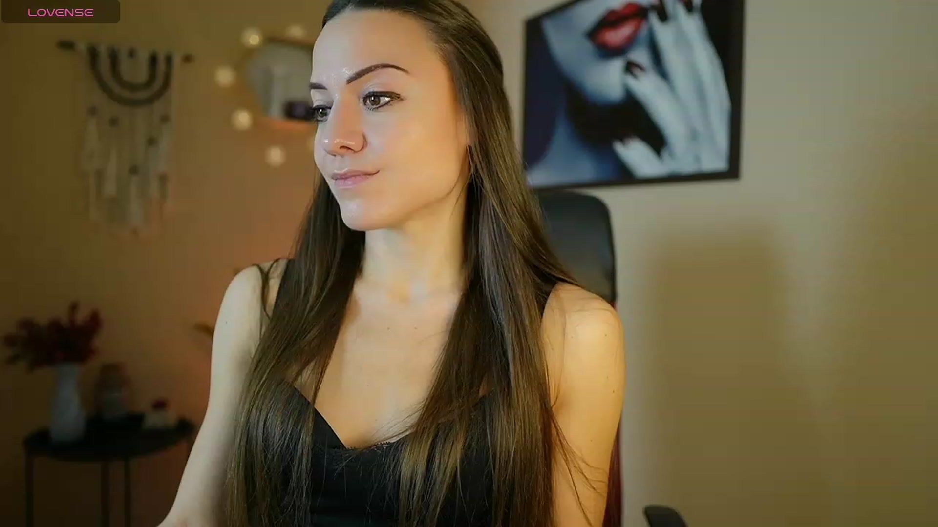 Gallery image thumbnail from Veronica_More's myfreecams stream on, 02/05/2024, 13:48 image 11 of 20