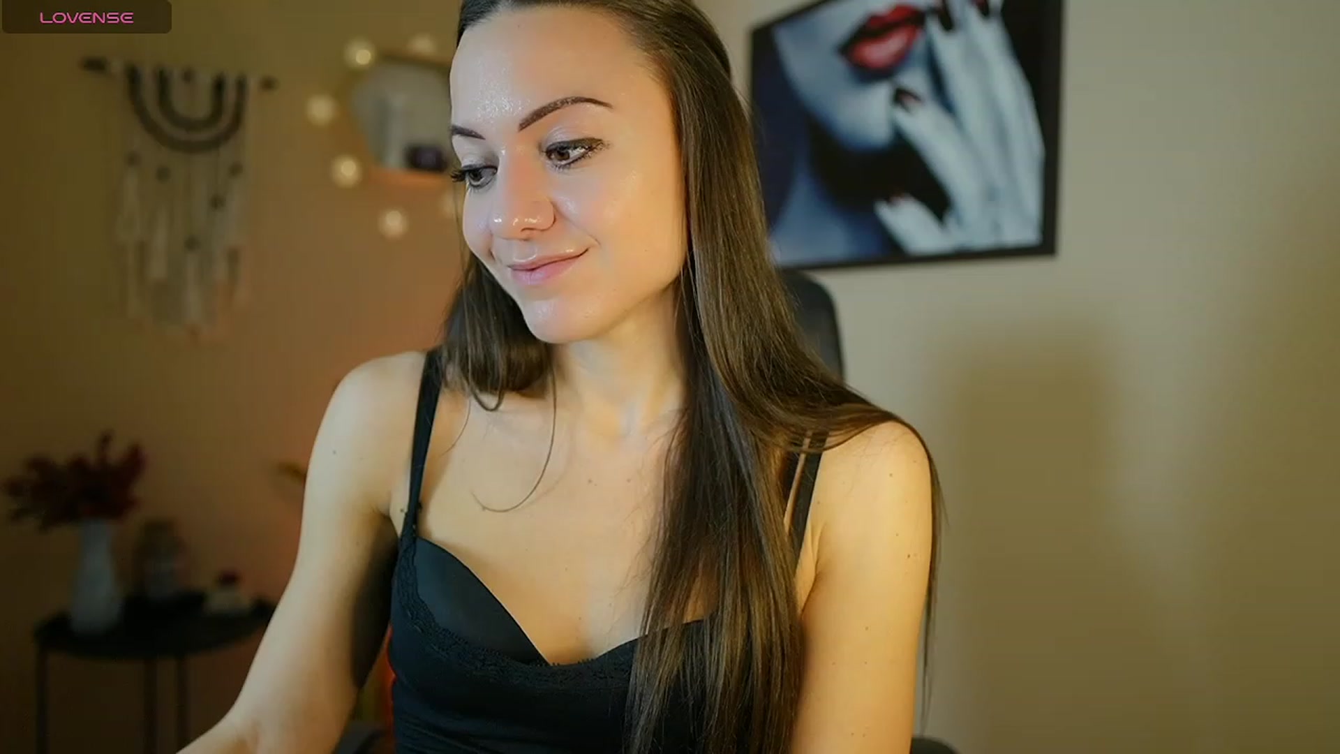 Gallery image thumbnail from Veronica_More's myfreecams stream on, 02/05/2024, 13:48 image 19 of 20