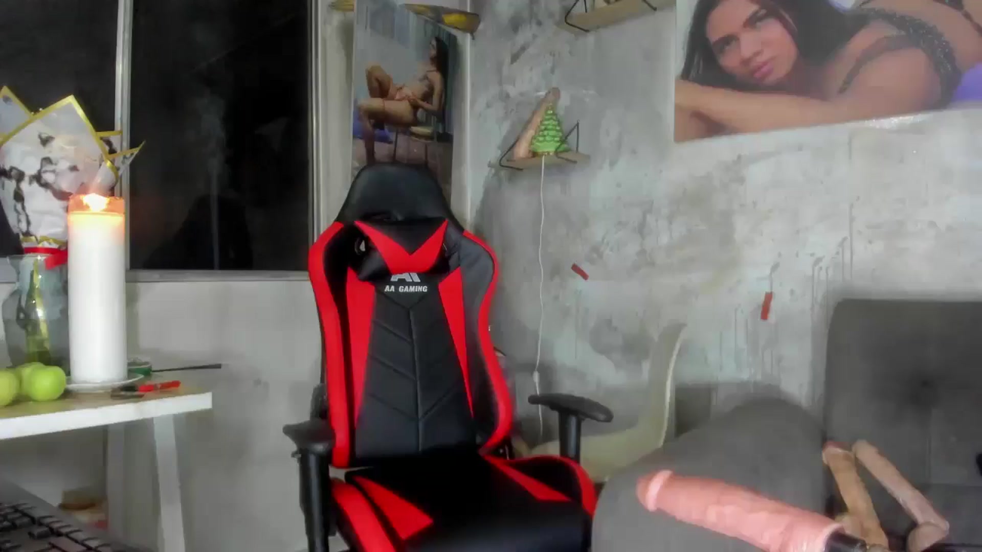Gallery image thumbnail from Veronica_hot1's myfreecams stream on, 12/26/2025, 02:17 image 1 of 20