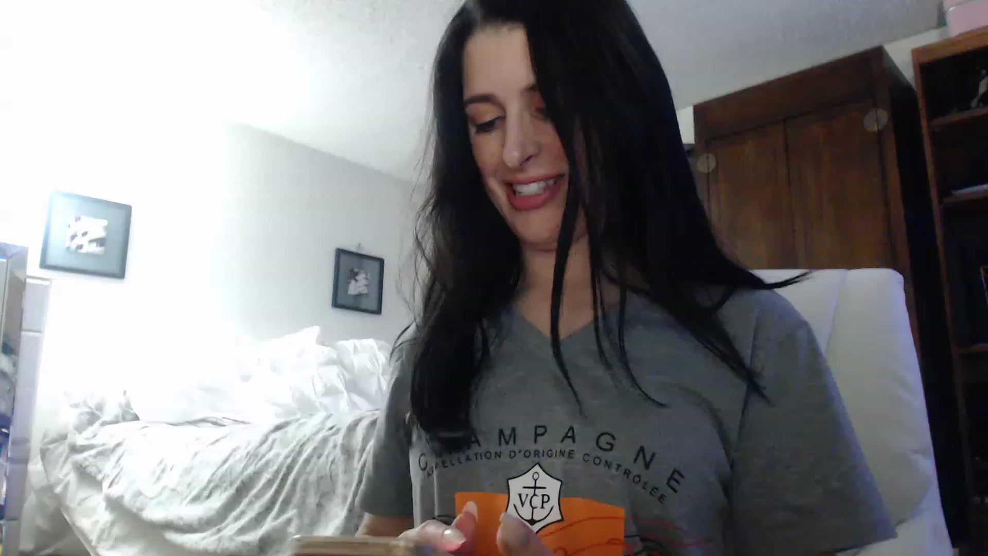 Gallery image thumbnail from Veronika_Vega's myfreecams stream on, 03/15/2023, 10:38 image 5 of 20