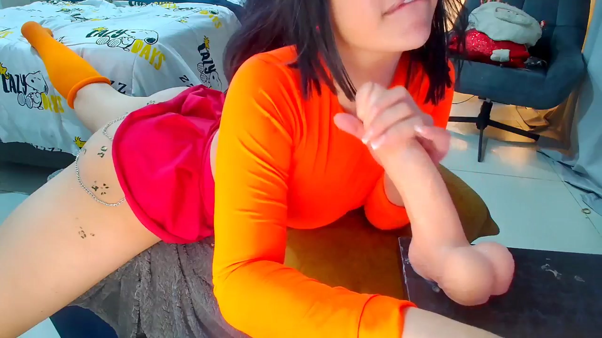 Gallery image thumbnail from Veronikahil's myfreecams stream on, 12/31/2024, 10:32 image 12 of 20