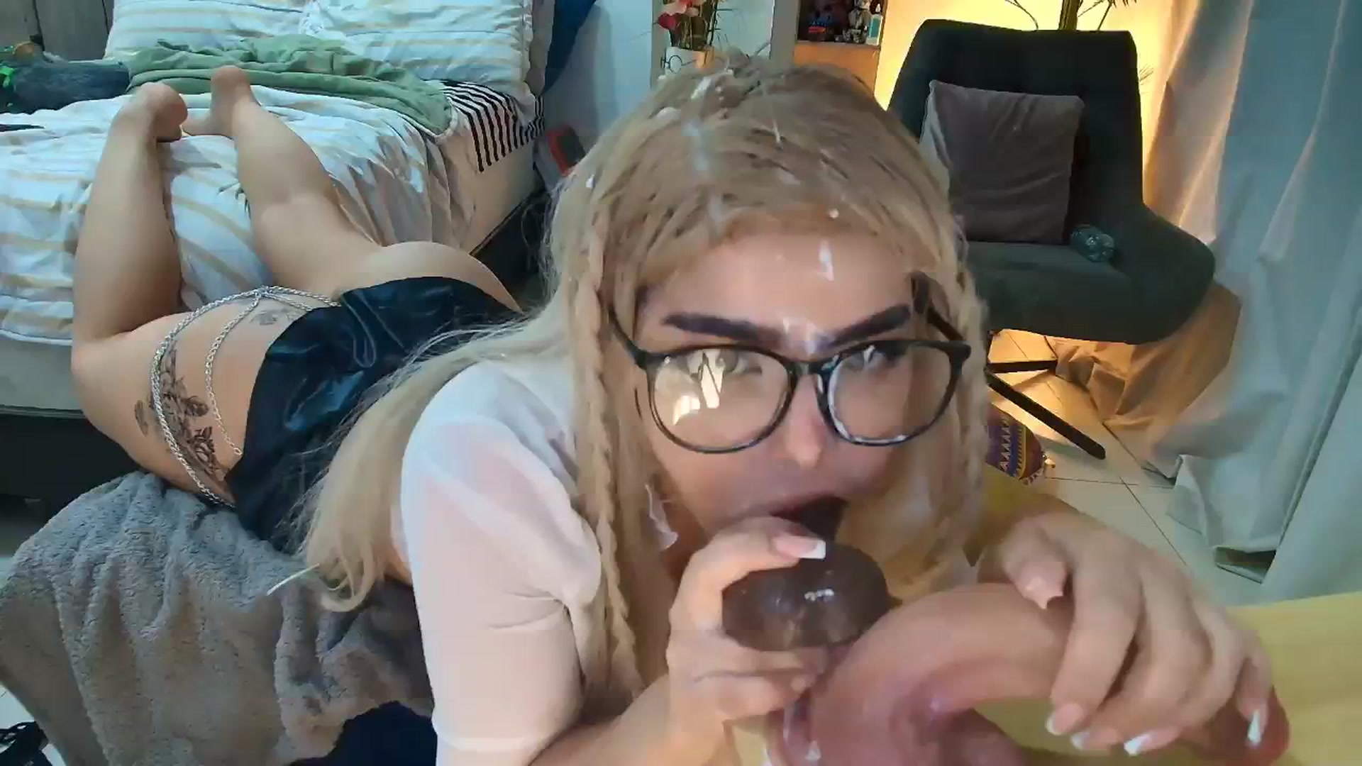 Gallery image thumbnail from Veronikahil's myfreecams stream on, 02/17/2025, 10:06 image 1 of 20