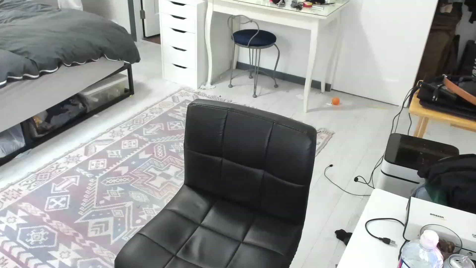 Gallery image thumbnail from Verryveronica's myfreecams stream on, 04/22/2023, 20:05 image 9 of 20