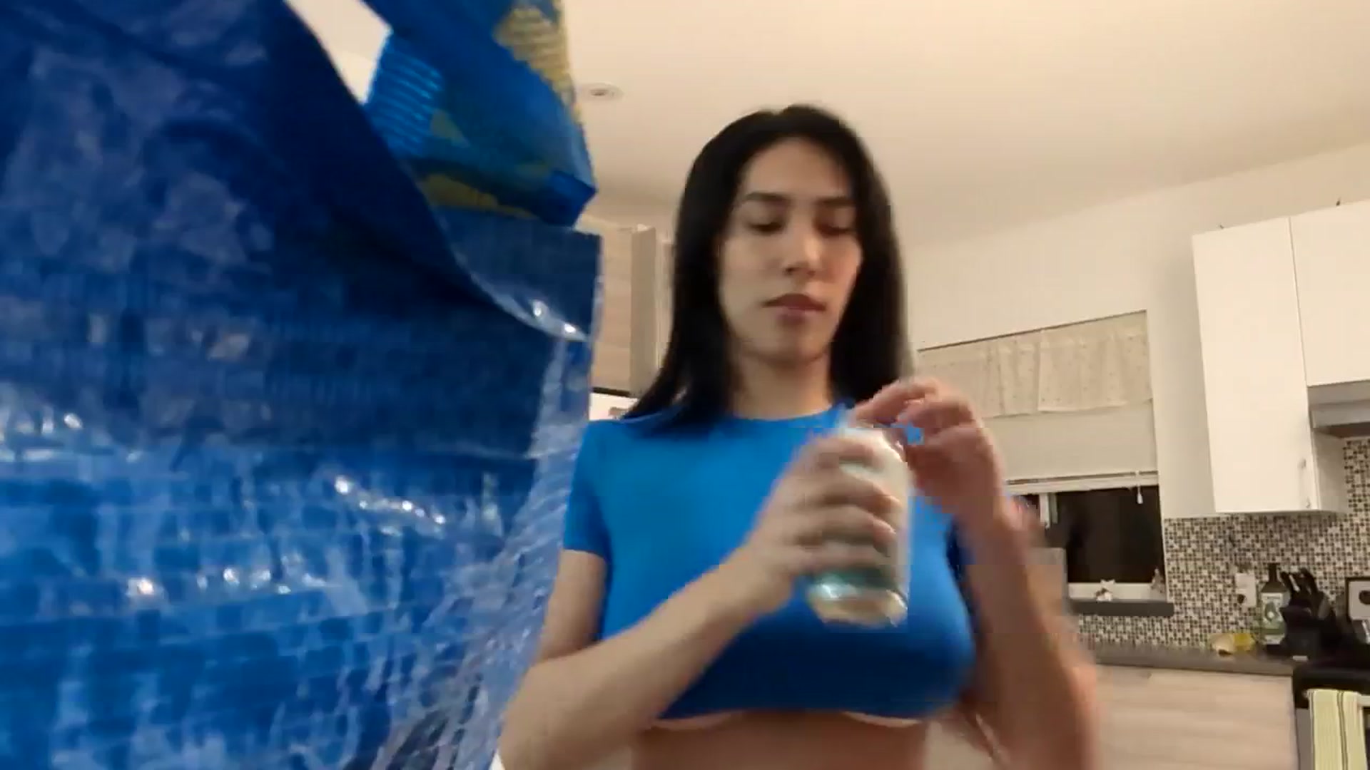 Gallery image thumbnail from Verryveronica's myfreecams stream on, 12/25/2023, 07:09 image 5 of 20