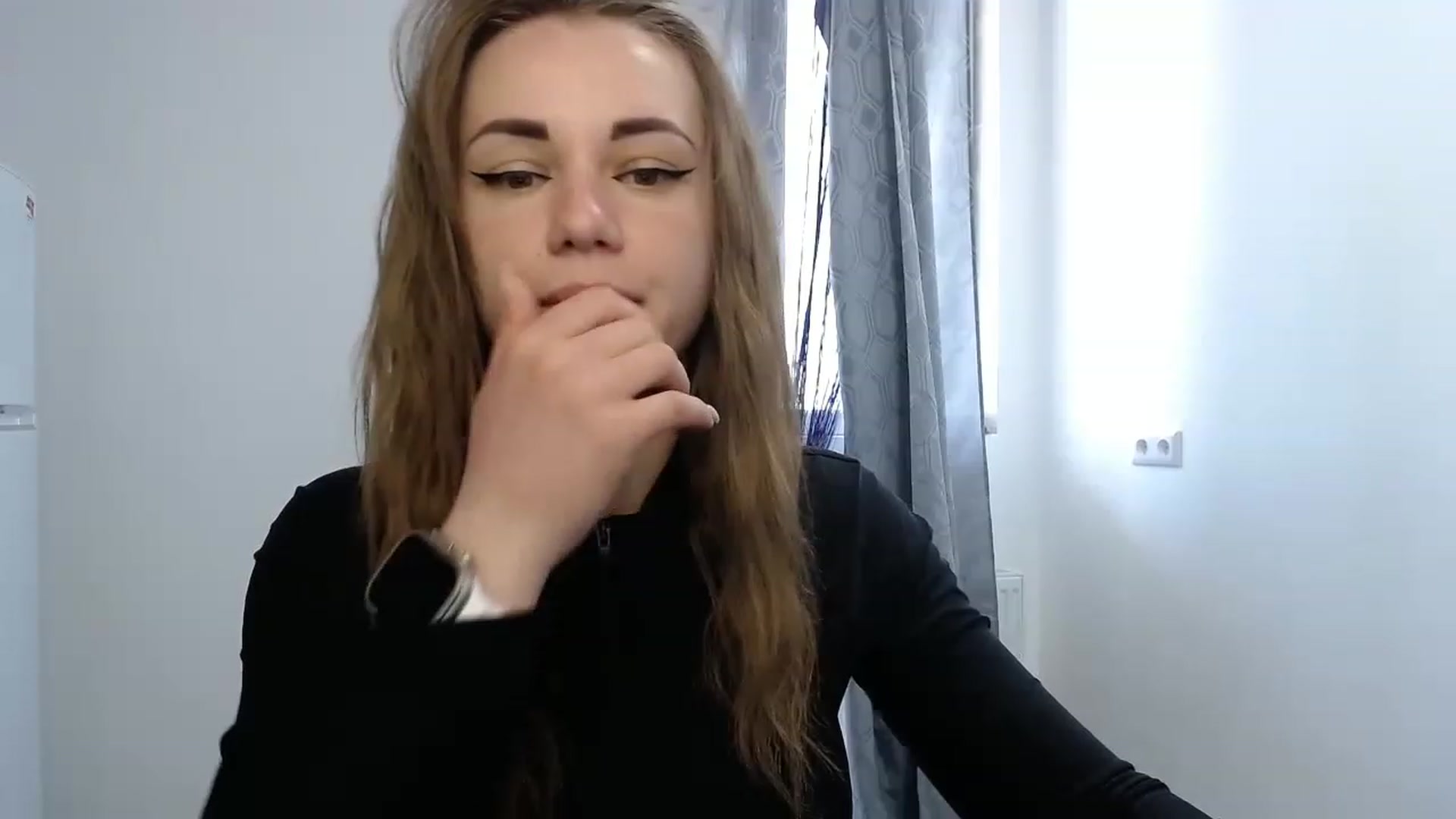 Gallery image thumbnail from VeryHotOne's myfreecams stream on, 05/16/2023, 10:48 image 7 of 20