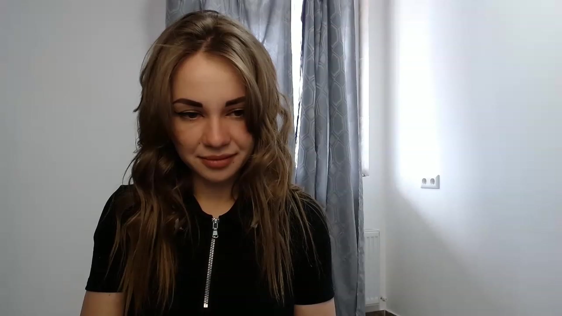 Gallery image thumbnail from VeryHotOne's myfreecams stream on, 05/19/2023, 08:20 image 17 of 20