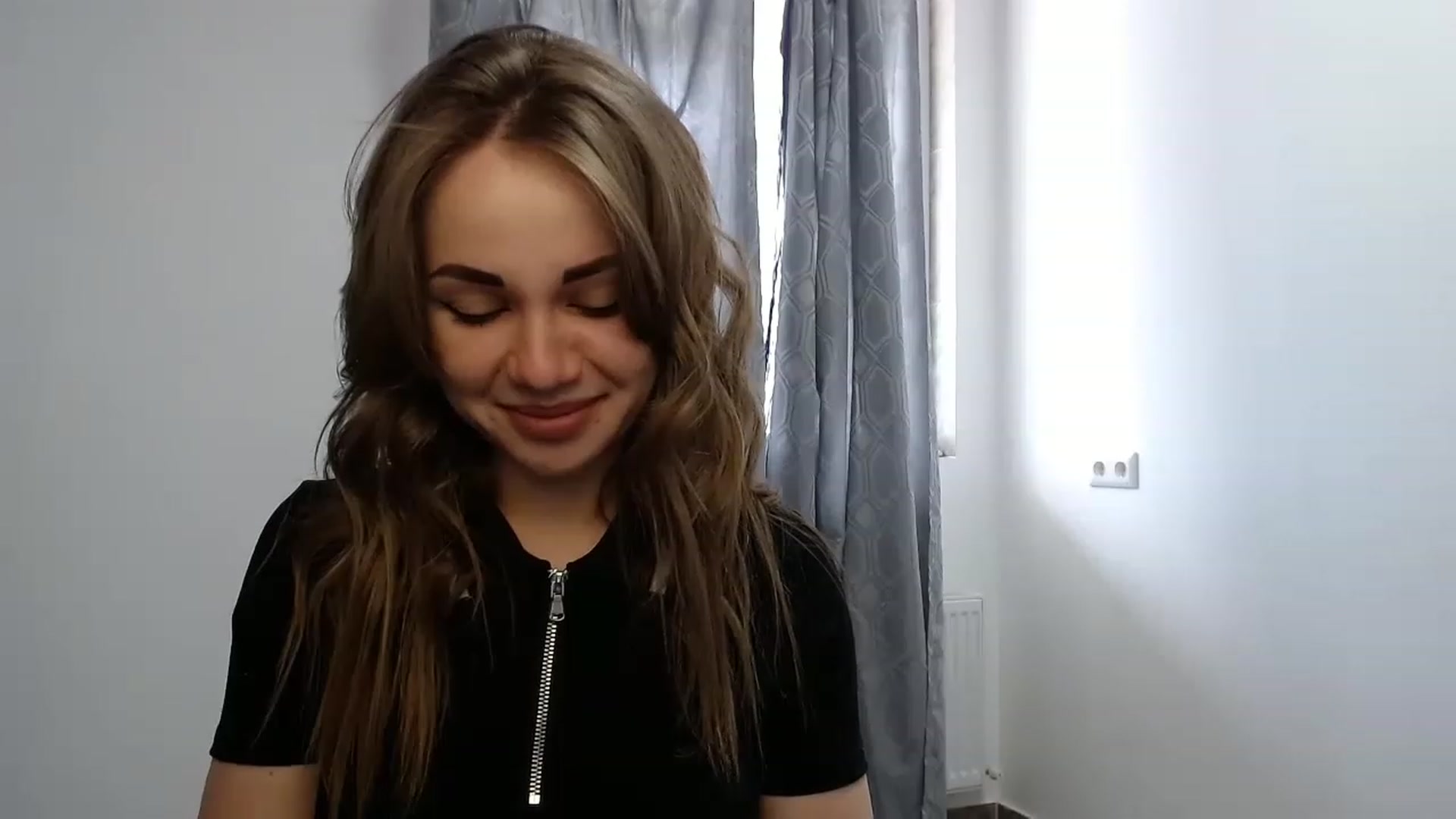 Gallery image thumbnail from VeryHotOne's myfreecams stream on, 05/19/2023, 08:20 image 13 of 20