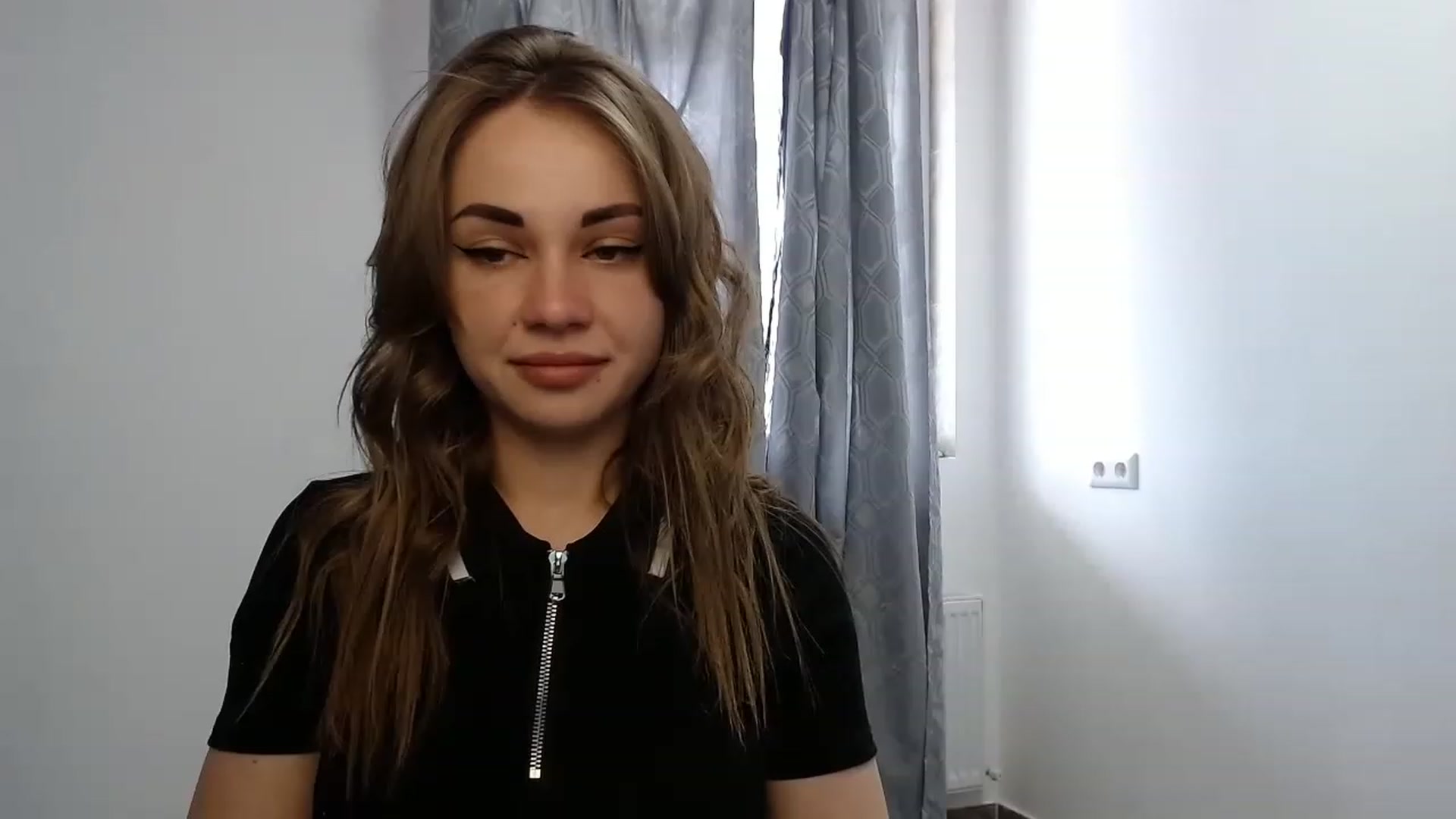 Gallery image thumbnail from VeryHotOne's myfreecams stream on, 05/19/2023, 08:20 image 11 of 20