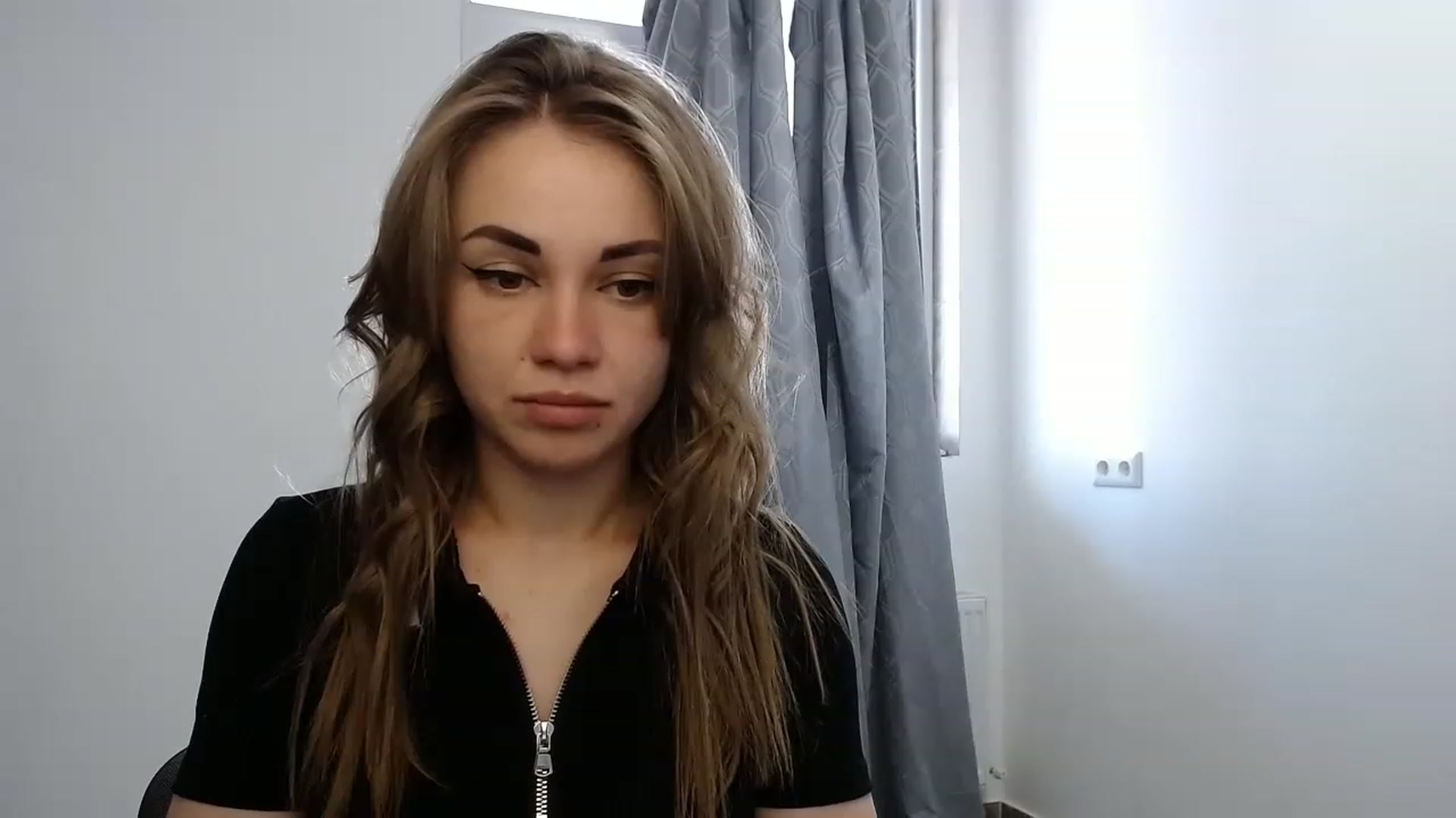 Gallery image thumbnail from VeryHotOne's myfreecams stream on, 05/19/2023, 10:37 image 6 of 20