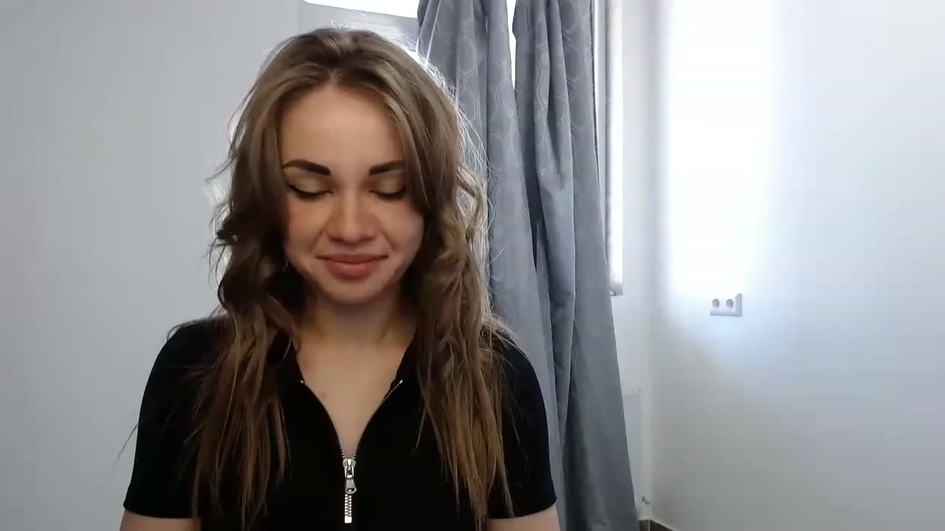 Gallery image thumbnail from VeryHotOne's myfreecams stream on, 05/19/2023, 10:37 image 16 of 20