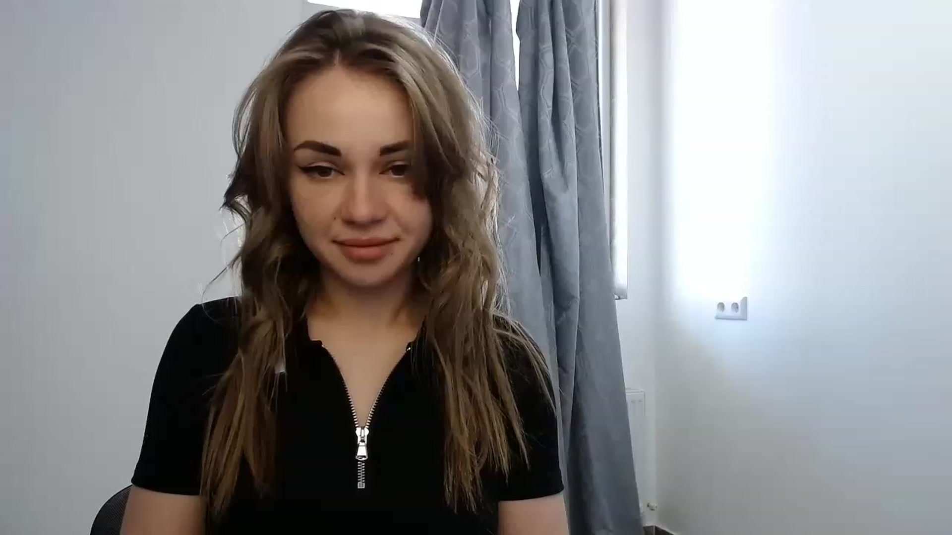 Gallery image thumbnail from VeryHotOne's myfreecams stream on, 05/19/2023, 10:37 image 4 of 20