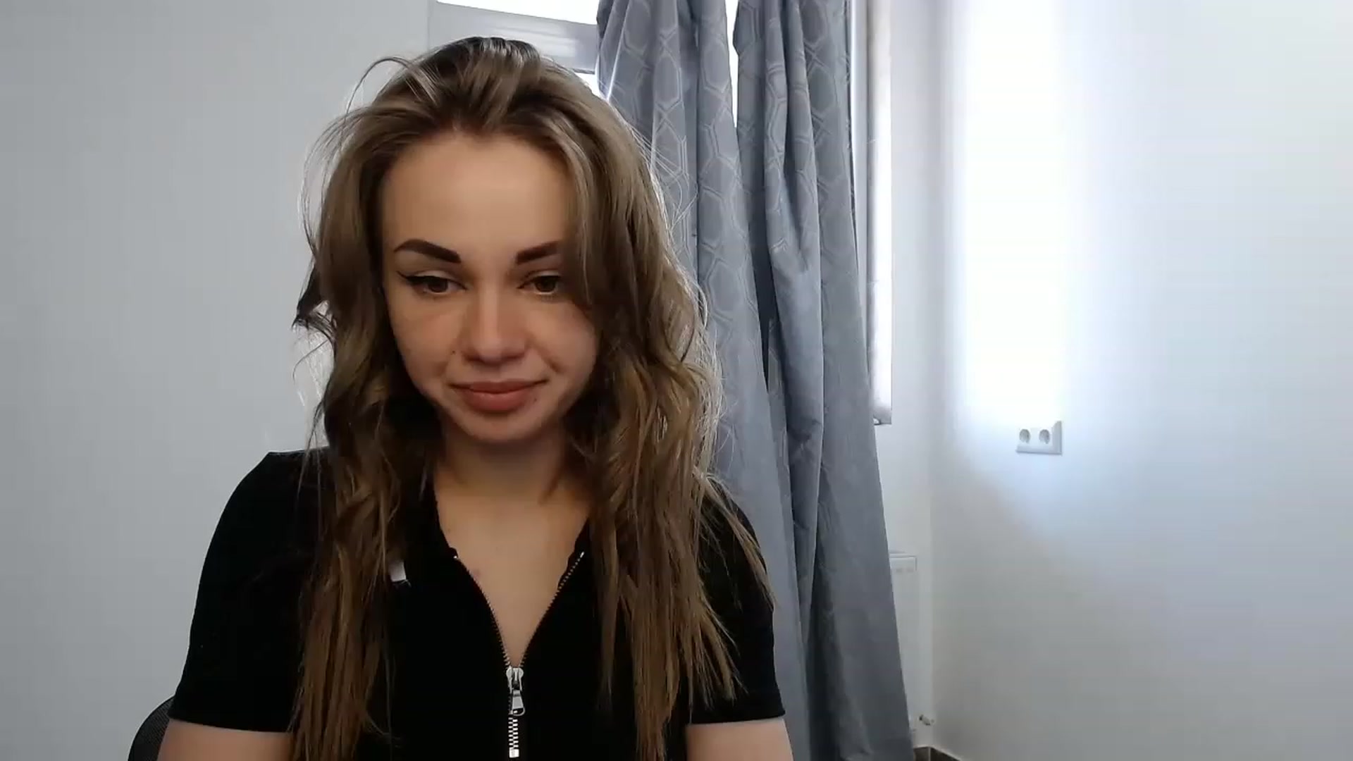 Gallery image thumbnail from VeryHotOne's myfreecams stream on, 05/19/2023, 10:37 image 1 of 20