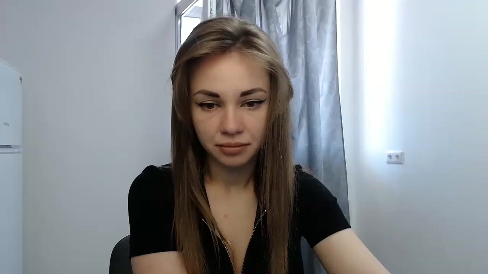 Gallery image thumbnail from VeryHotOne's myfreecams stream on, 05/20/2023, 08:06 image 6 of 20