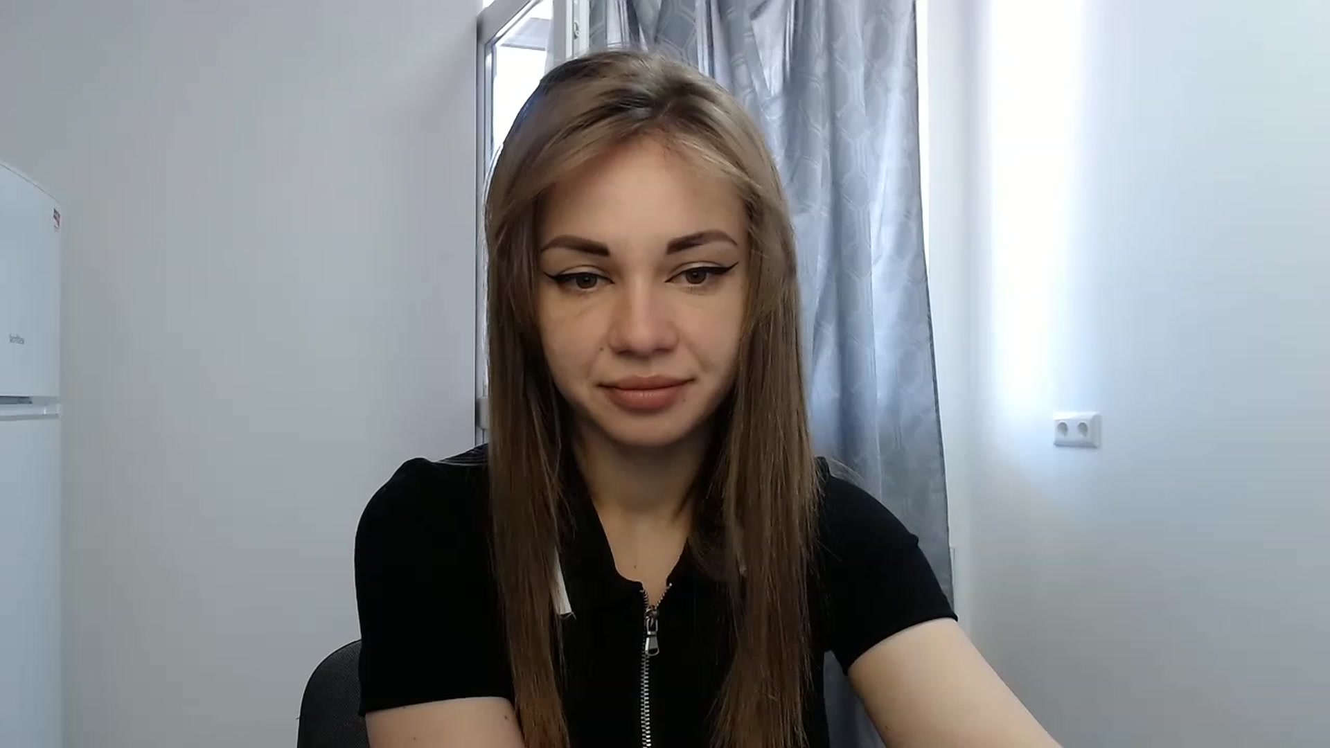 Gallery image thumbnail from VeryHotOne's myfreecams stream on, 05/20/2023, 08:06 image 17 of 20