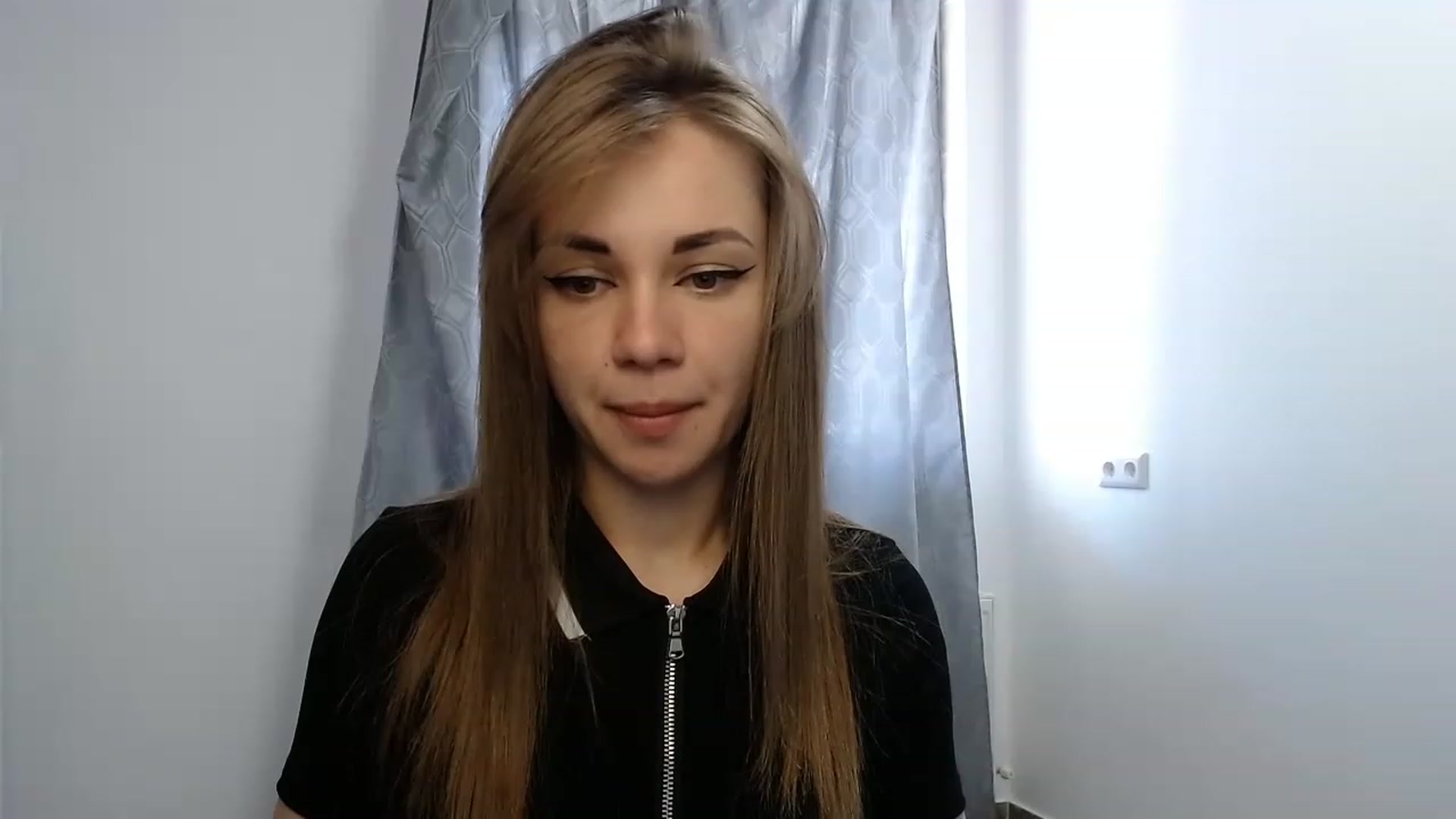 Gallery image thumbnail from VeryHotOne's myfreecams stream on, 05/20/2023, 11:21 image 19 of 20
