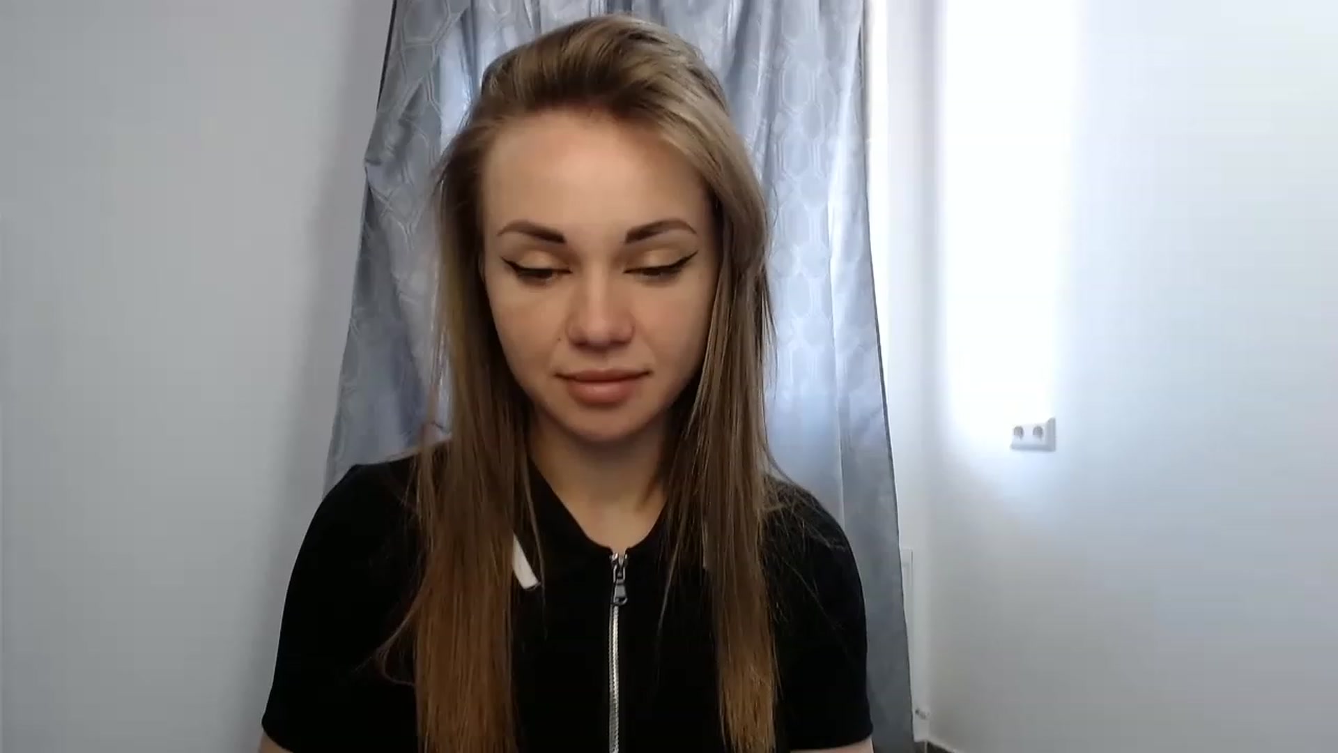 Gallery image thumbnail from VeryHotOne's myfreecams stream on, 05/20/2023, 11:21 image 7 of 20
