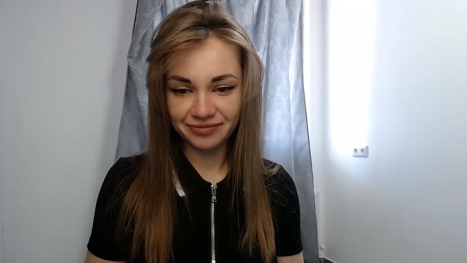 Gallery image thumbnail from VeryHotOne's myfreecams stream on, 05/20/2023, 11:21 image 10 of 20