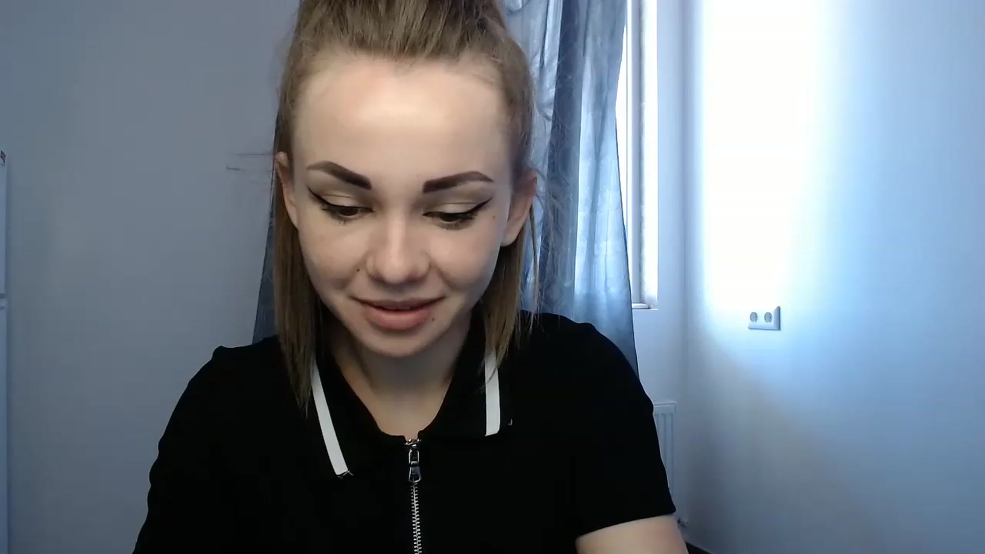 Gallery image thumbnail from VeryHotOne's myfreecams stream on, 05/21/2023, 10:19 image 7 of 20