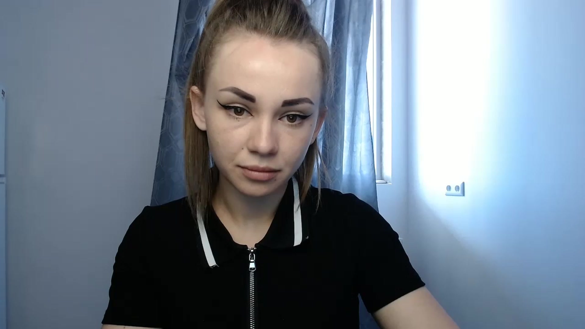 Gallery image thumbnail from VeryHotOne's myfreecams stream on, 05/21/2023, 10:19 image 15 of 20