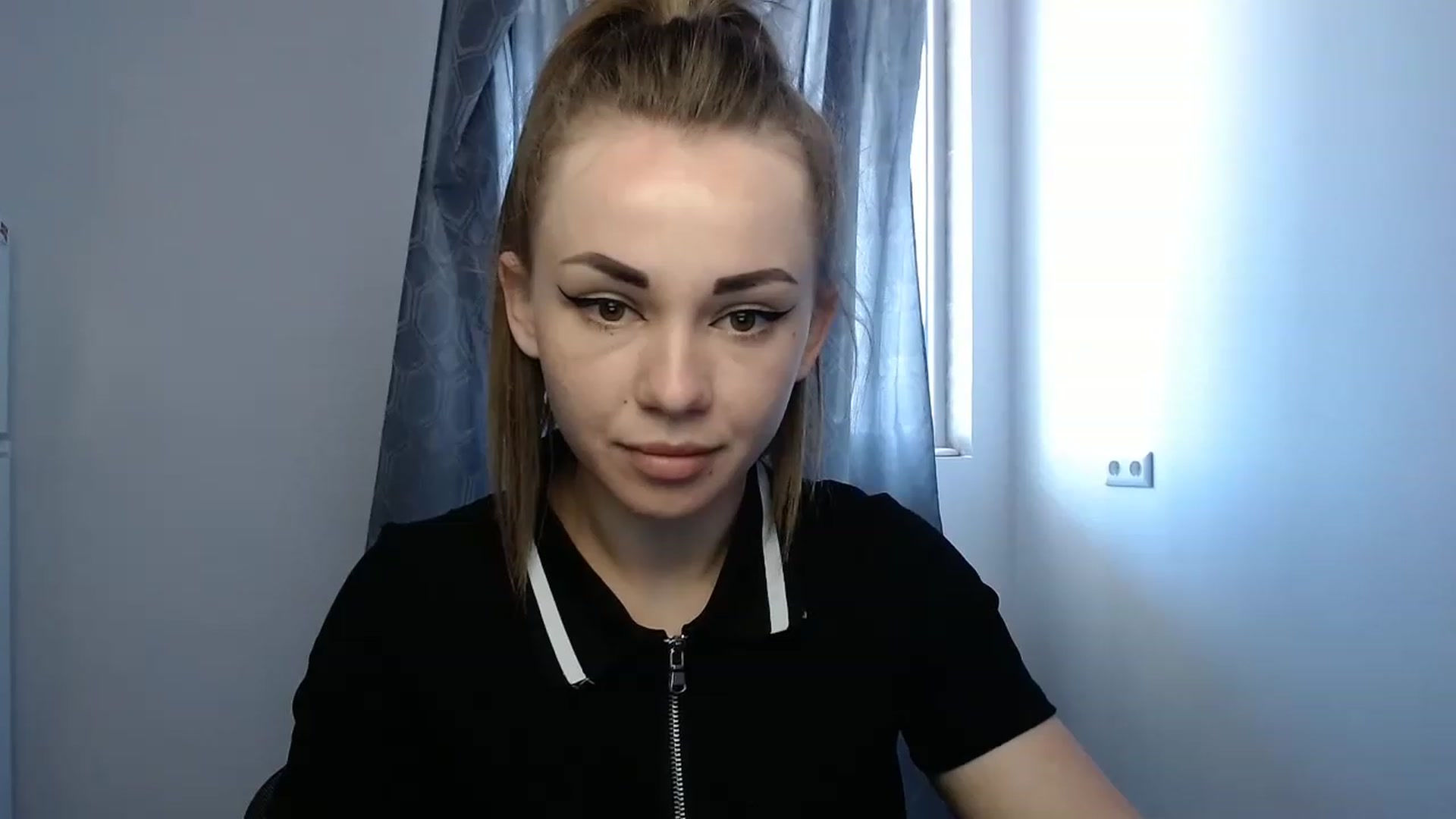 Gallery image thumbnail from VeryHotOne's myfreecams stream on, 05/21/2023, 10:19 image 4 of 20
