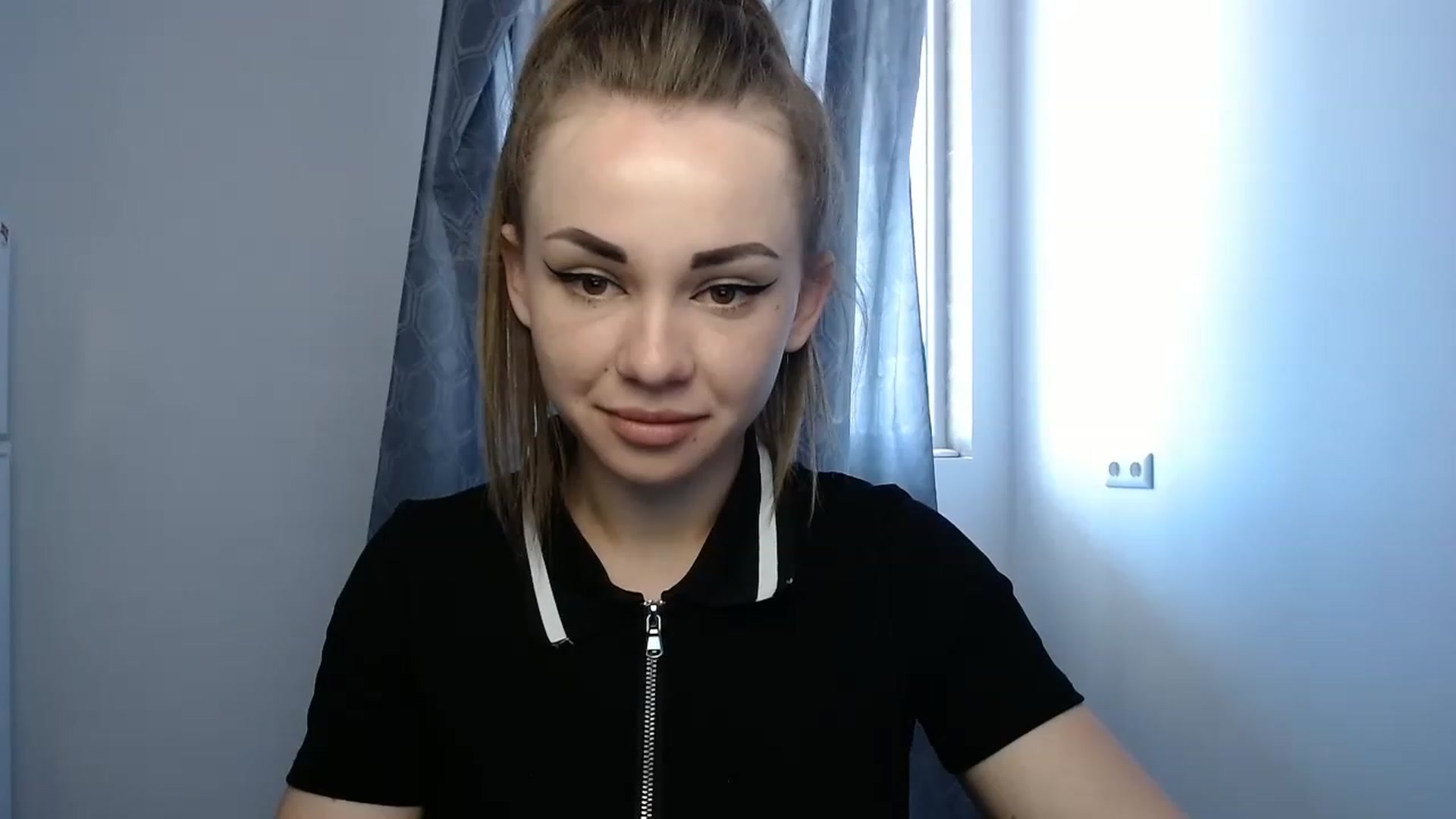 Gallery image thumbnail from VeryHotOne's myfreecams stream on, 05/21/2023, 10:19 image 13 of 20