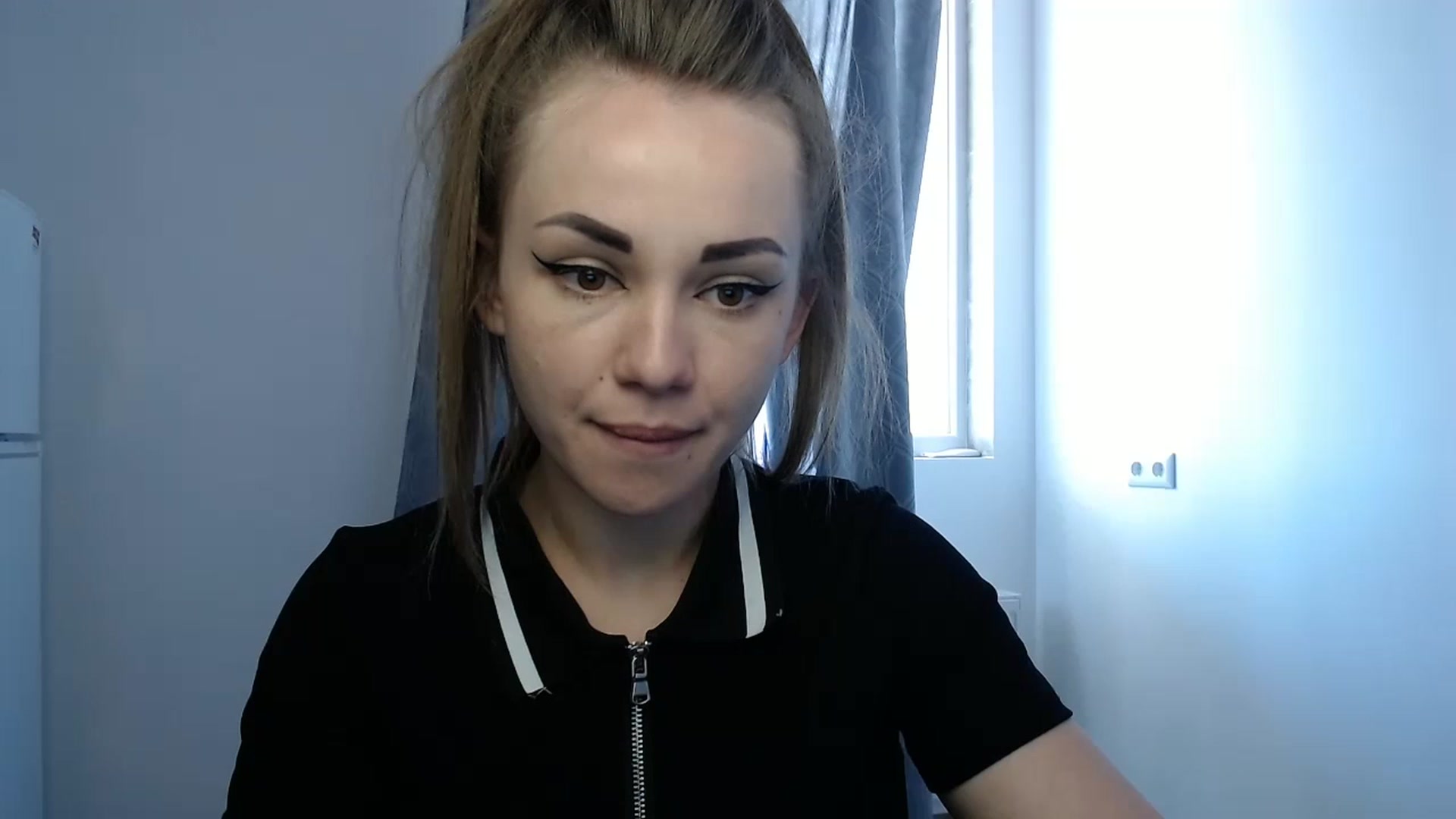 Gallery image thumbnail from VeryHotOne's myfreecams stream on, 05/21/2023, 12:16 image 10 of 20
