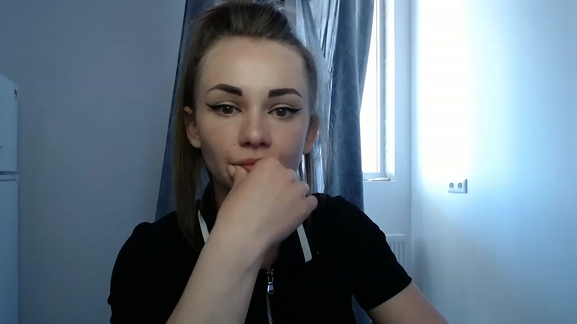 Gallery image thumbnail from VeryHotOne's myfreecams stream on, 05/21/2023, 12:16 image 19 of 20