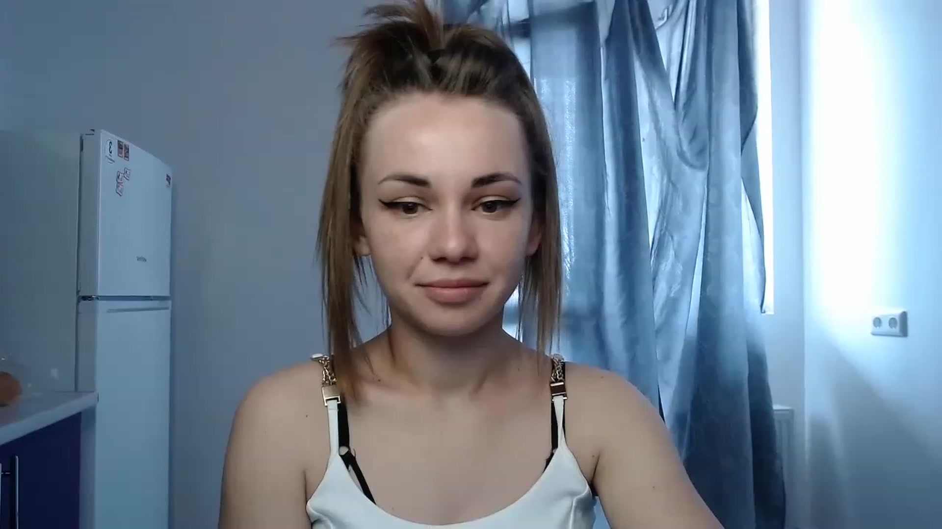 Gallery image thumbnail from VeryHotOne's myfreecams stream on, 05/26/2023, 13:45 image 9 of 20