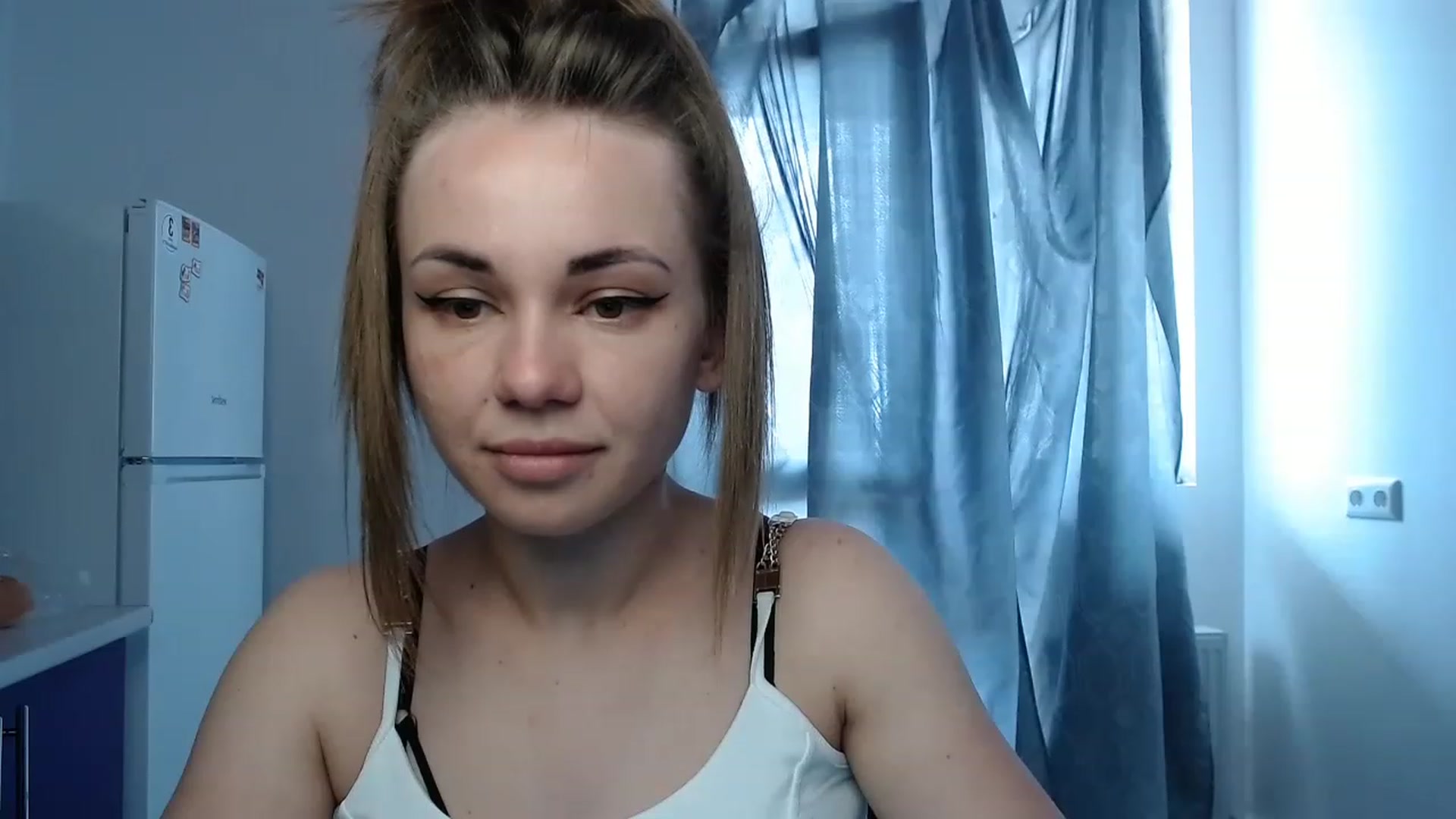 Gallery image thumbnail from VeryHotOne's myfreecams stream on, 05/26/2023, 13:45 image 14 of 20