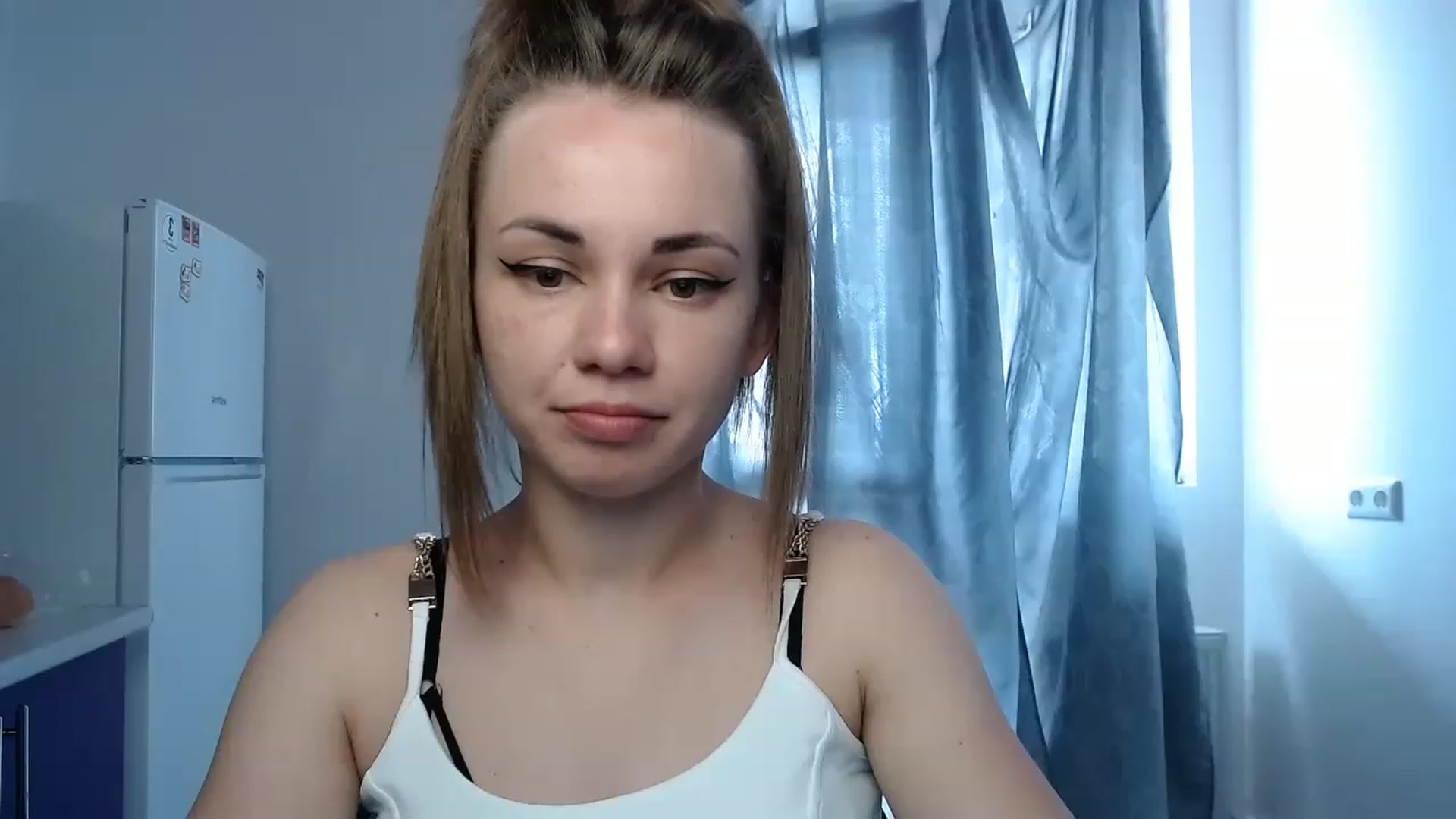 Gallery image thumbnail from VeryHotOne's myfreecams stream on, 05/26/2023, 13:45 image 15 of 20