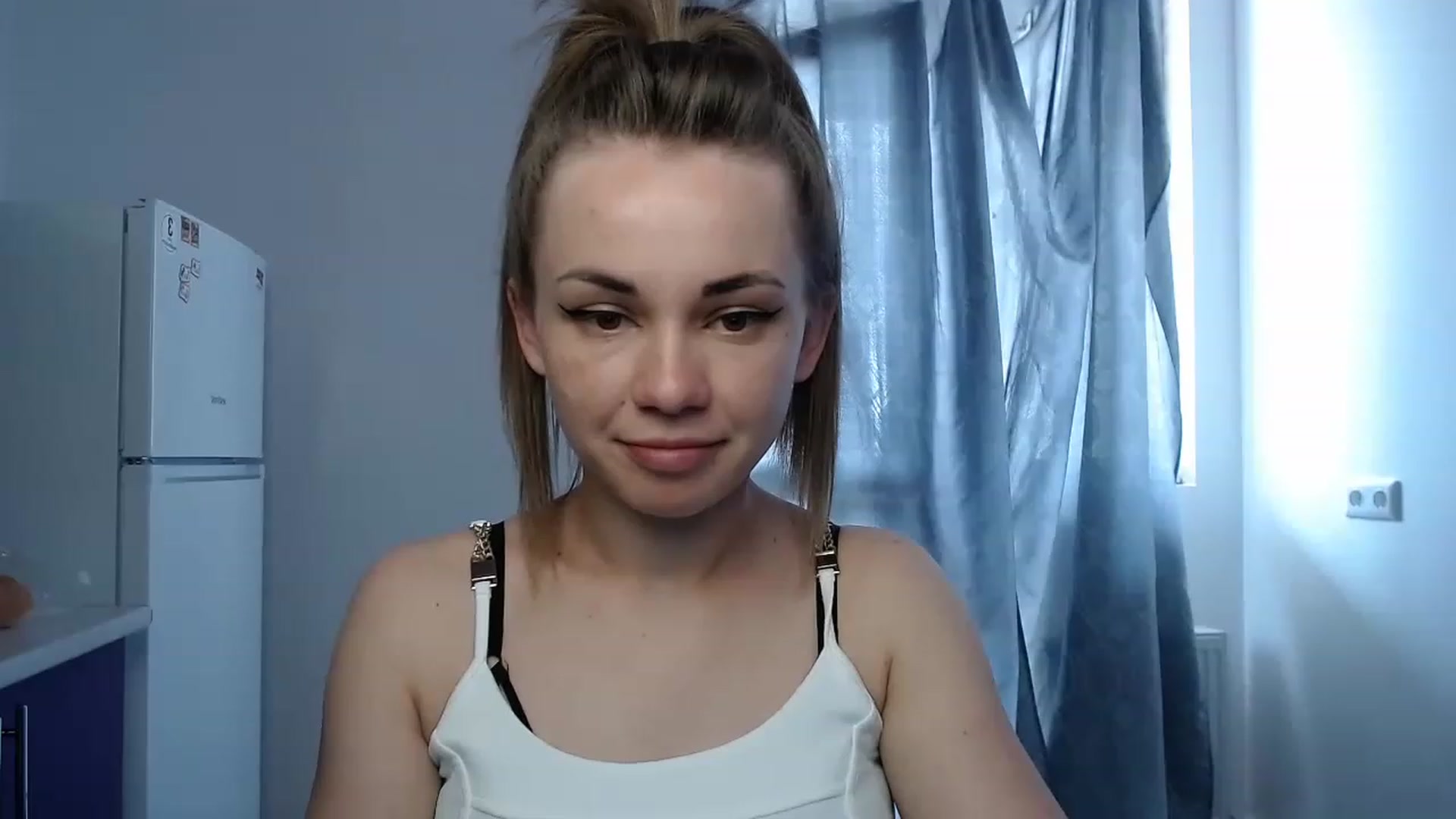 Gallery image thumbnail from VeryHotOne's myfreecams stream on, 05/26/2023, 13:45 image 3 of 20