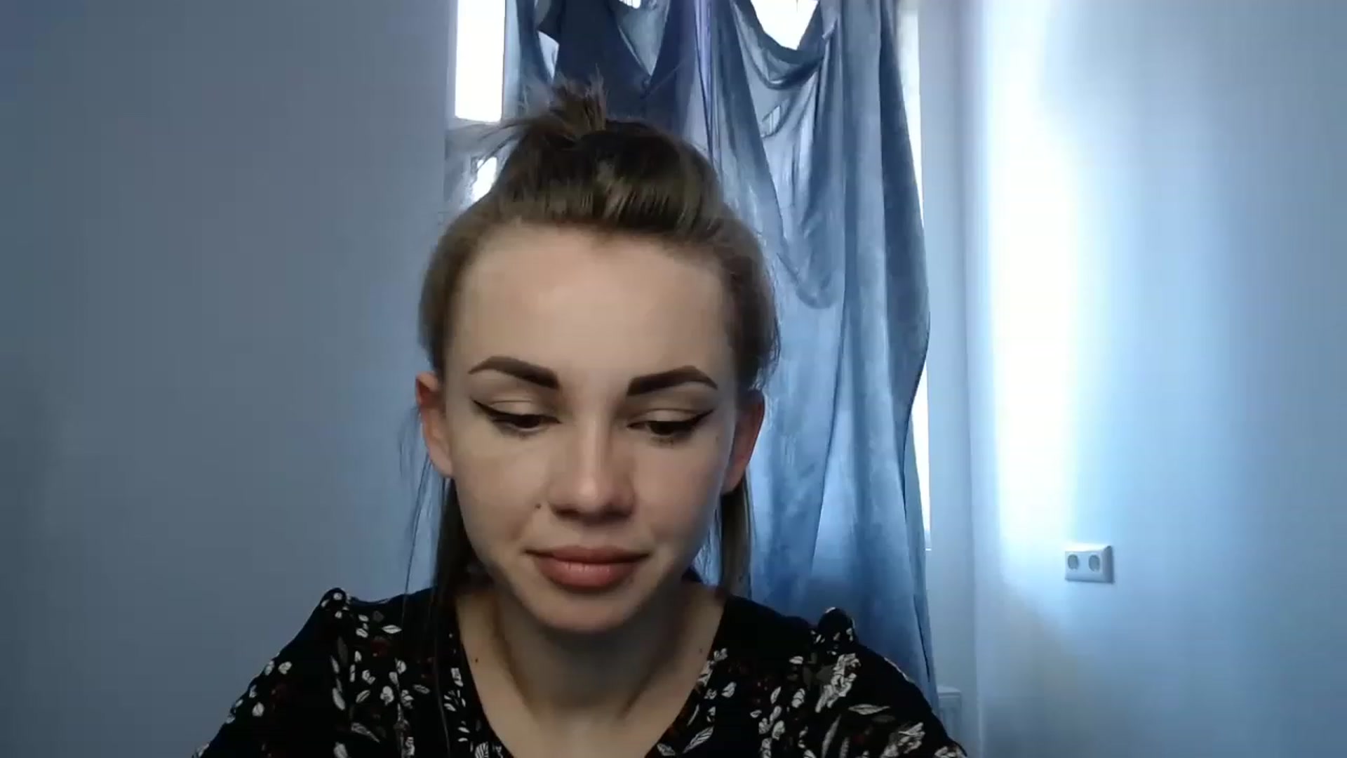 Gallery image thumbnail from VeryHotOne's myfreecams stream on, 05/29/2023, 09:24 image 18 of 20