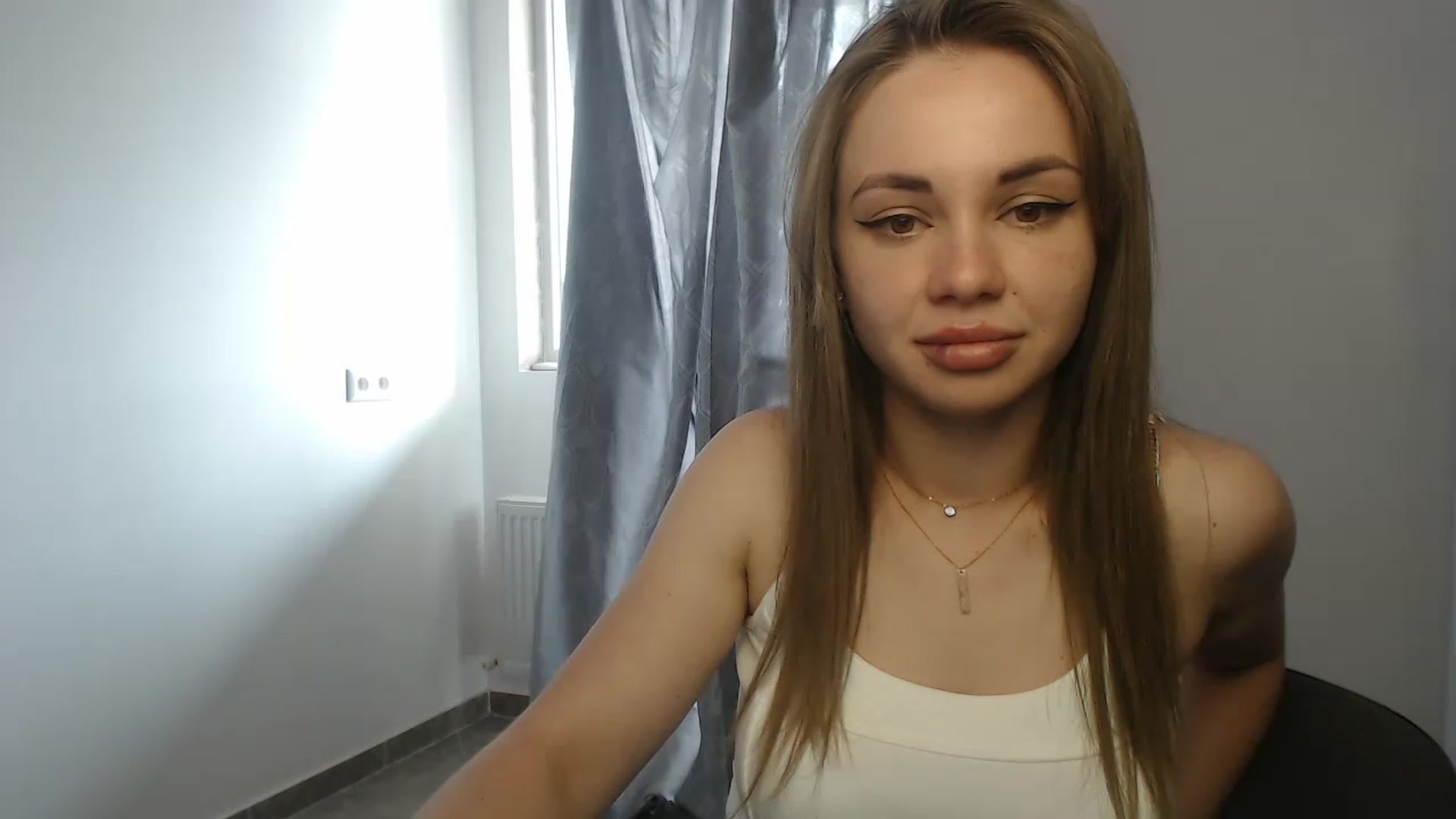 Gallery image thumbnail from VeryHotOne's myfreecams stream on, 06/03/2023, 12:08 image 2 of 20