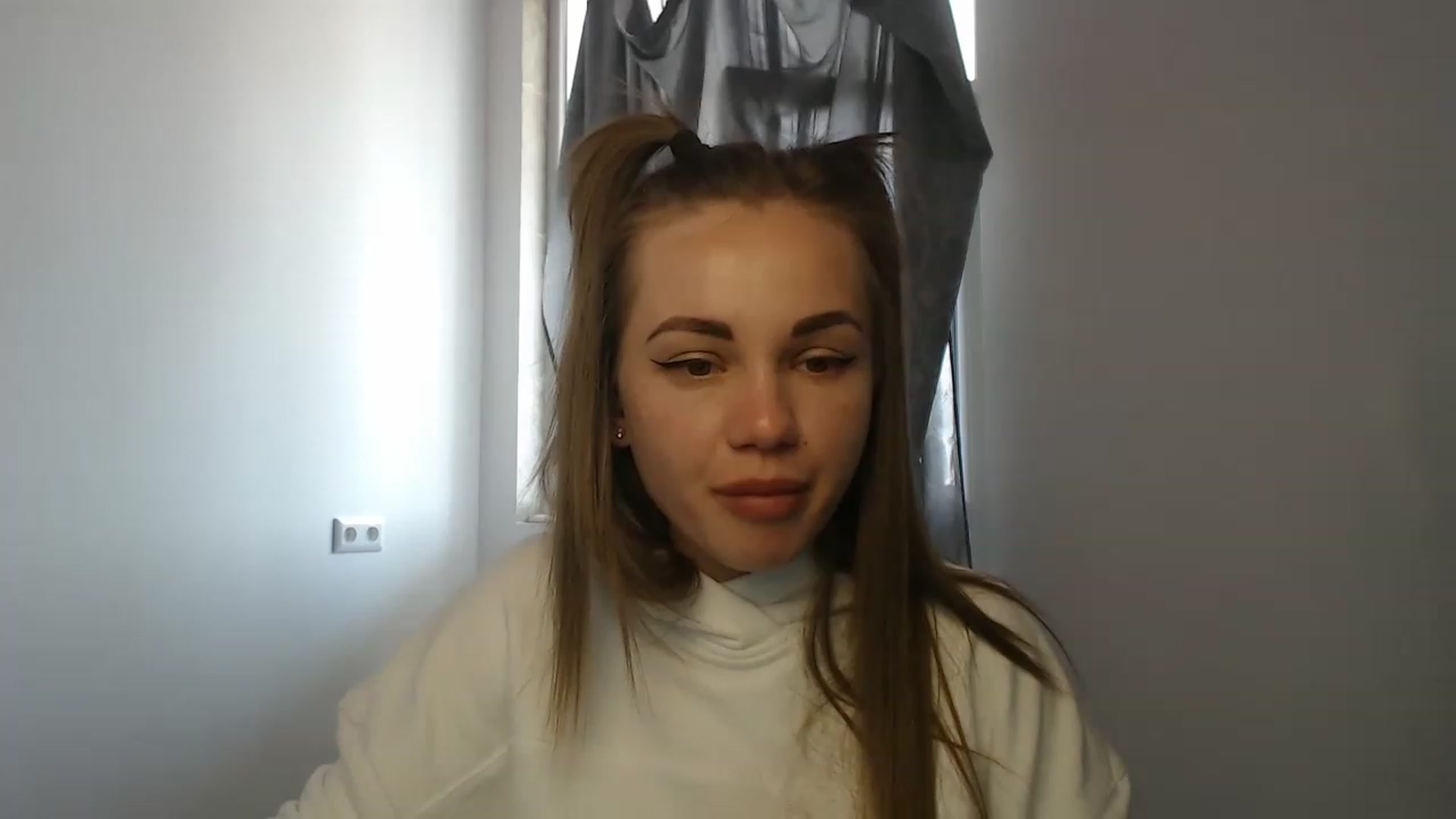Gallery image thumbnail from VeryHotOne's myfreecams stream on, 06/06/2023, 10:37 image 18 of 20