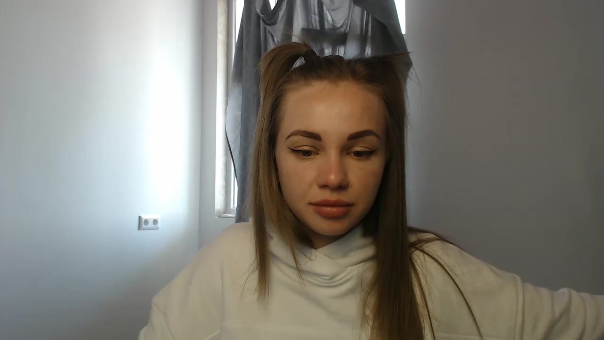 Gallery image thumbnail from VeryHotOne's myfreecams stream on, 06/06/2023, 10:37 image 10 of 20