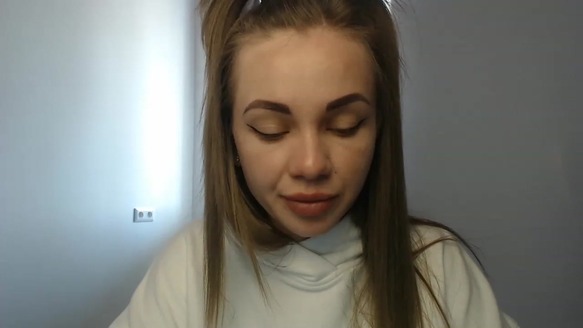 Gallery image thumbnail from VeryHotOne's myfreecams stream on, 06/06/2023, 10:37 image 16 of 20